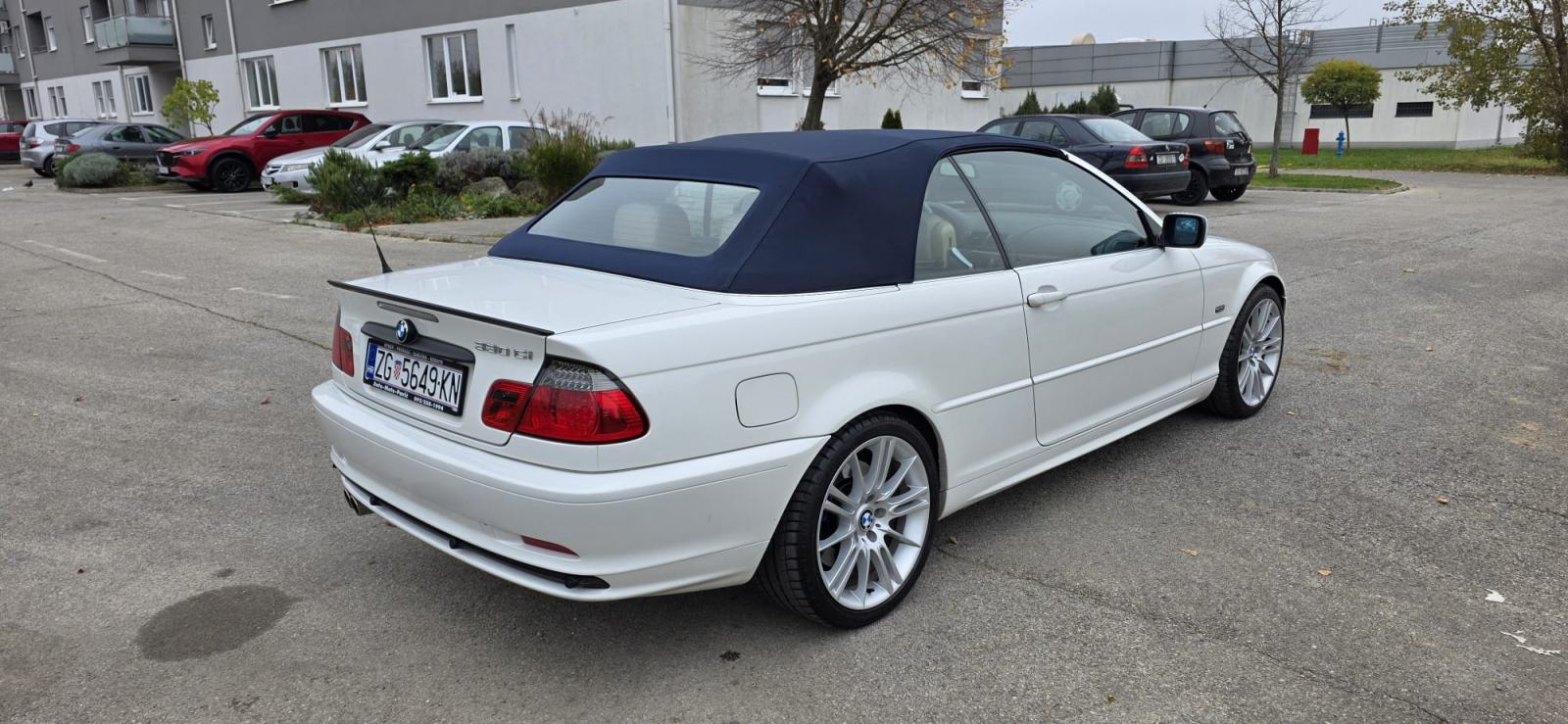 BMW serija 3 Cabriolet 330Ci reg. do 11/26,ODLIČNO STANJE, fotografija 15