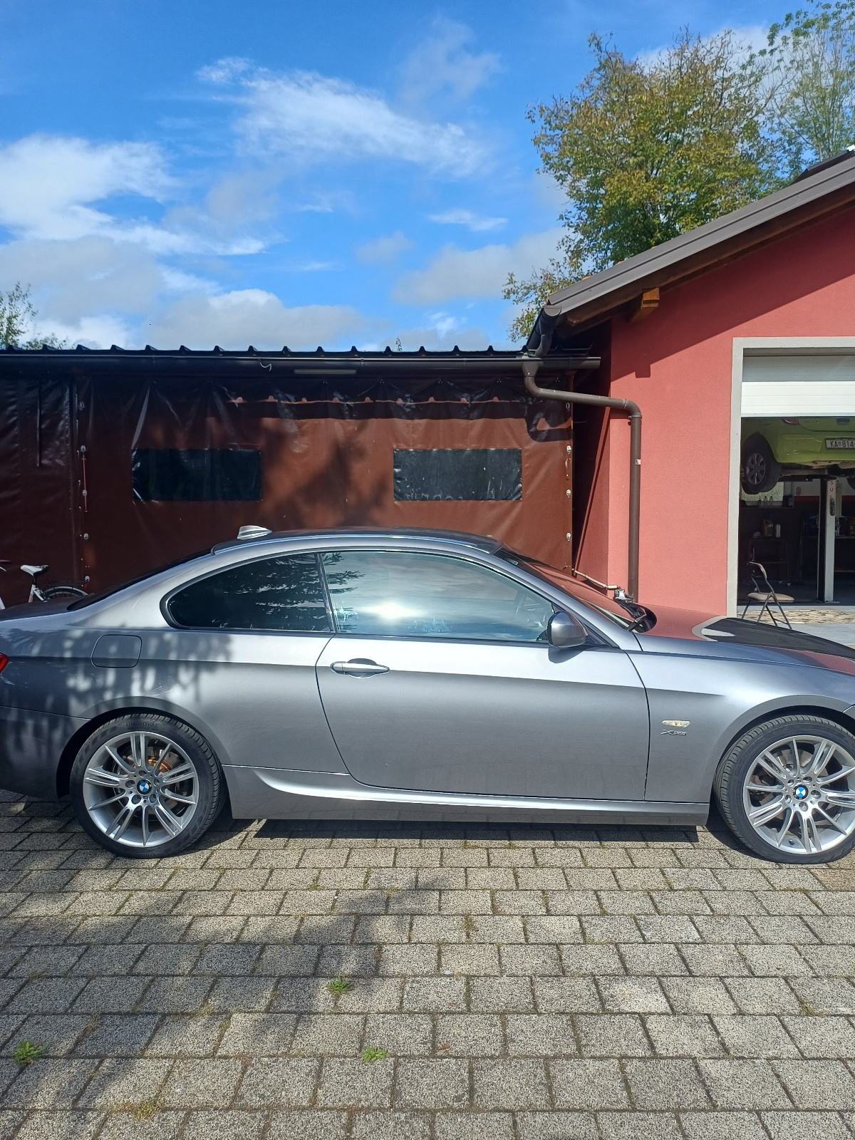 BMW serija 3 Coupe 320d, fotografija 3
