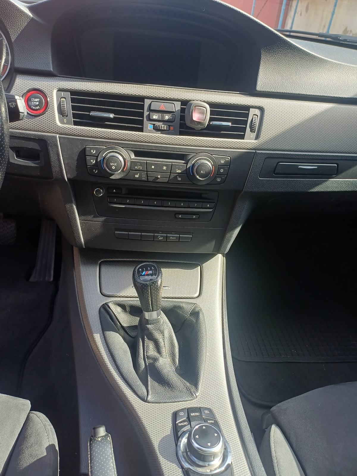BMW serija 3 Coupe 320d, fotografija 13