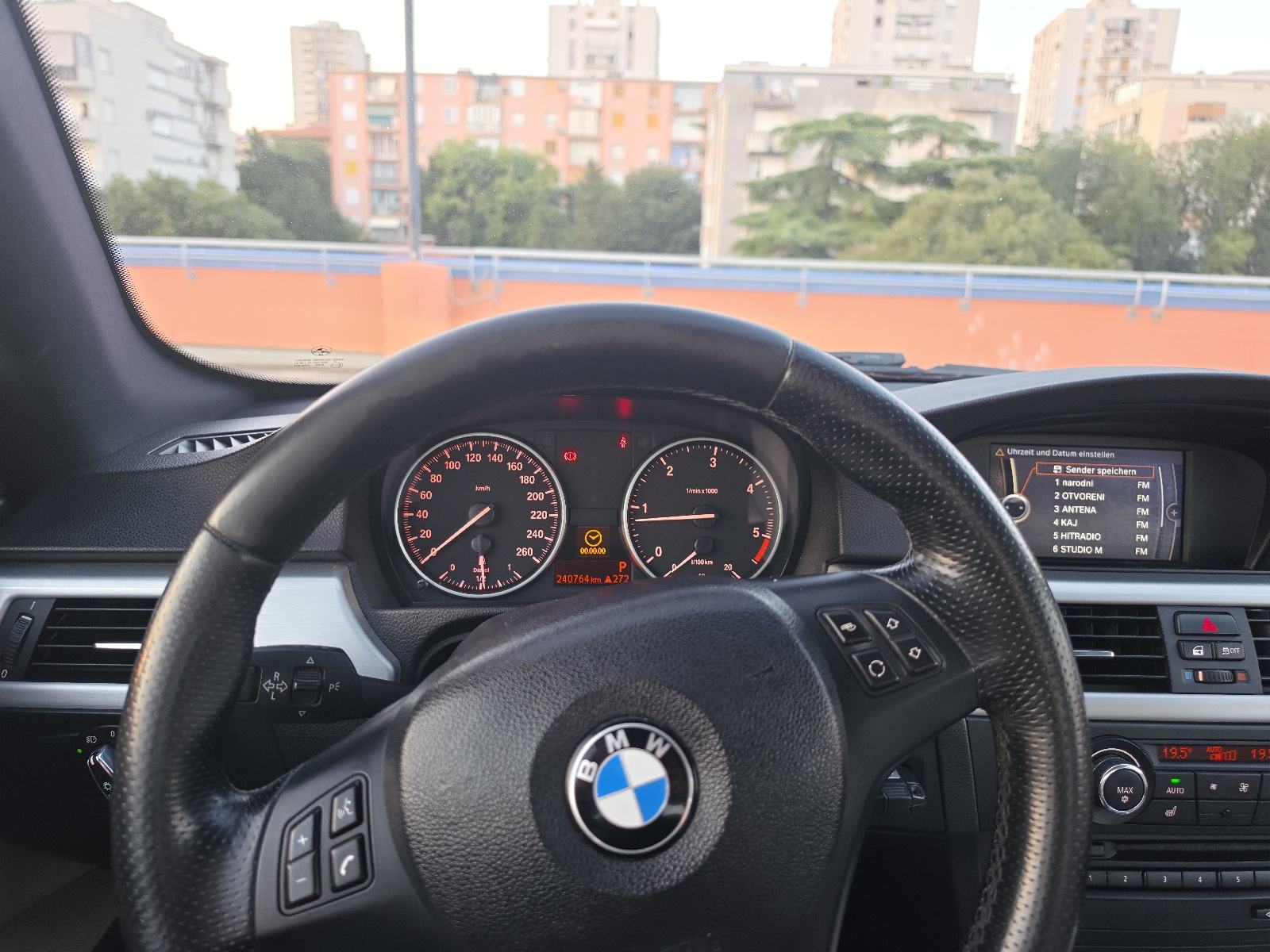 BMW serija 3 Coupe 320d, fotografija 13