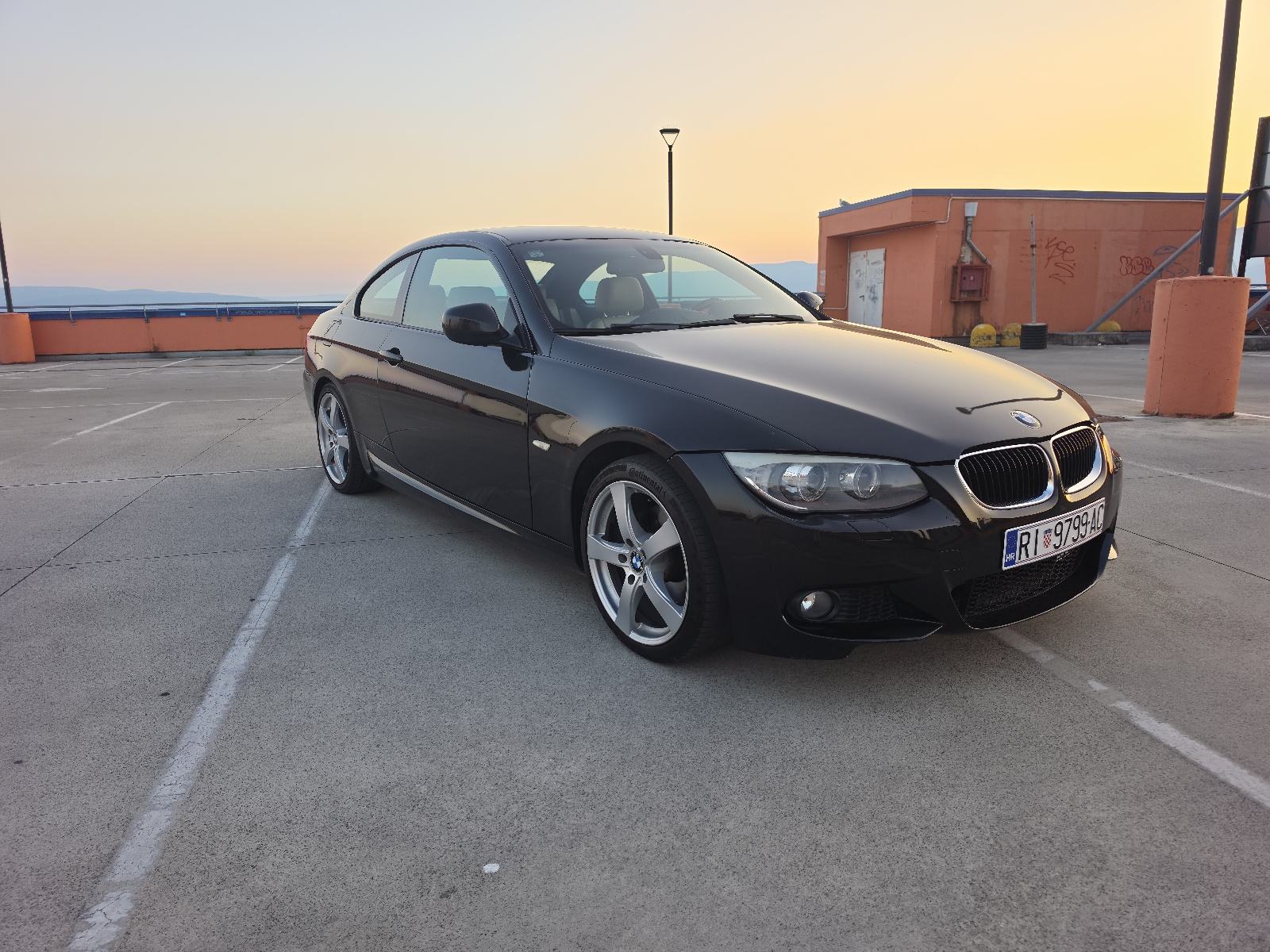 BMW serija 3 Coupe 320d, fotografija 2
