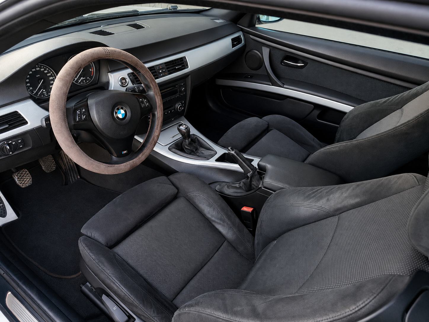 BMW serija 3 Coupe 320d, fotografija 13