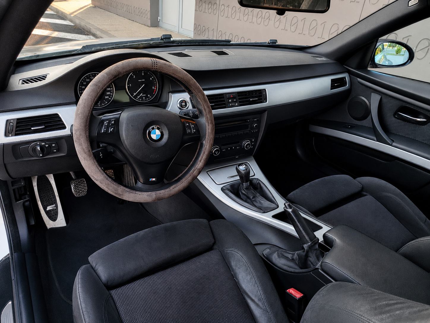 BMW serija 3 Coupe 320d, fotografija 14