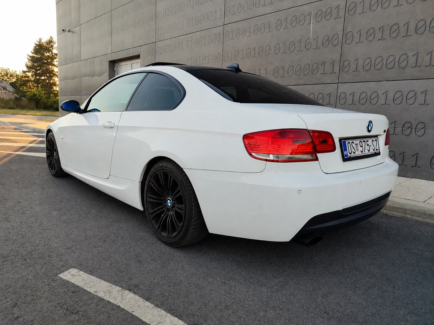 BMW serija 3 Coupe 320d, fotografija 8