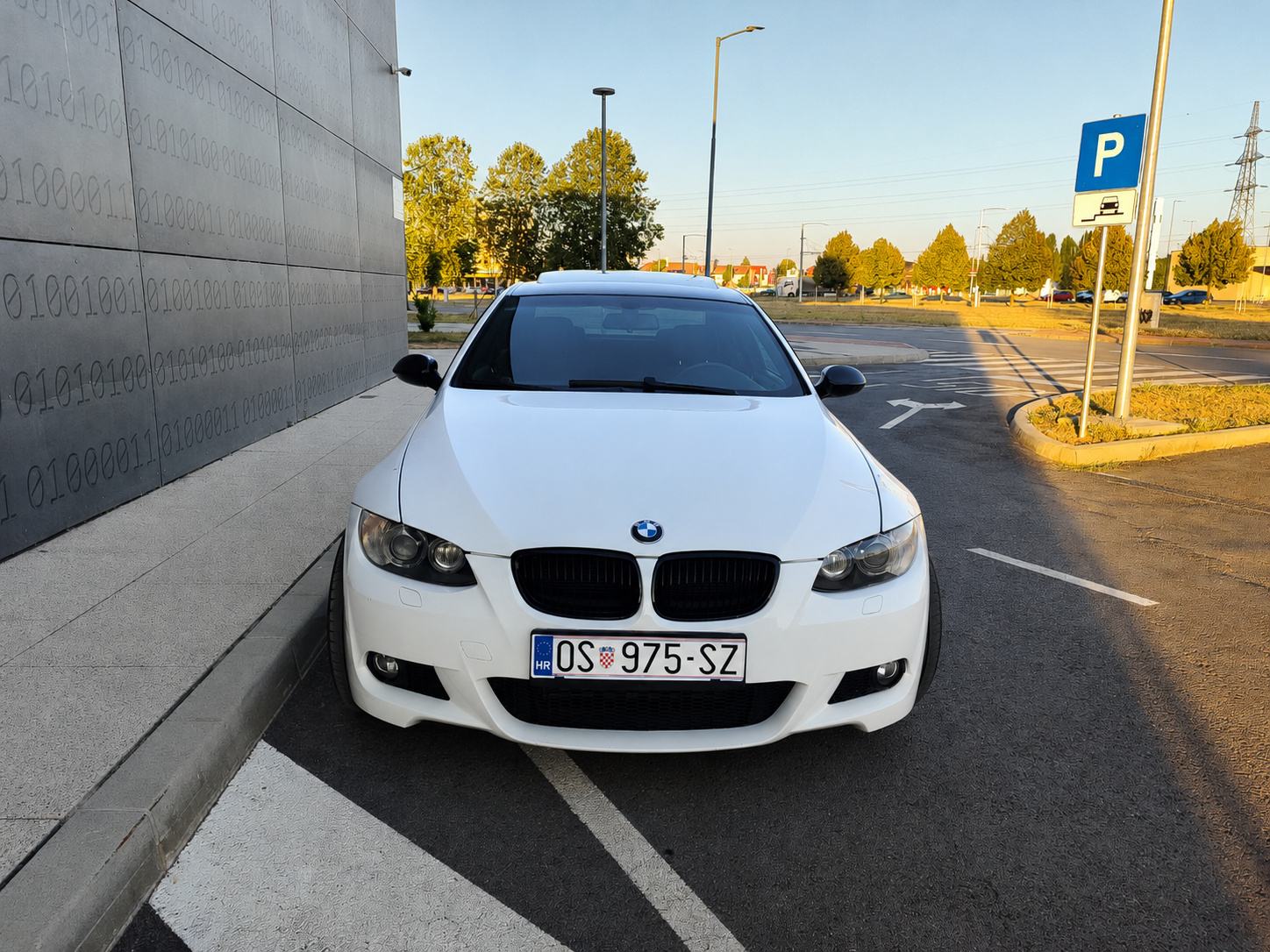 BMW serija 3 Coupe 320d, fotografija 6