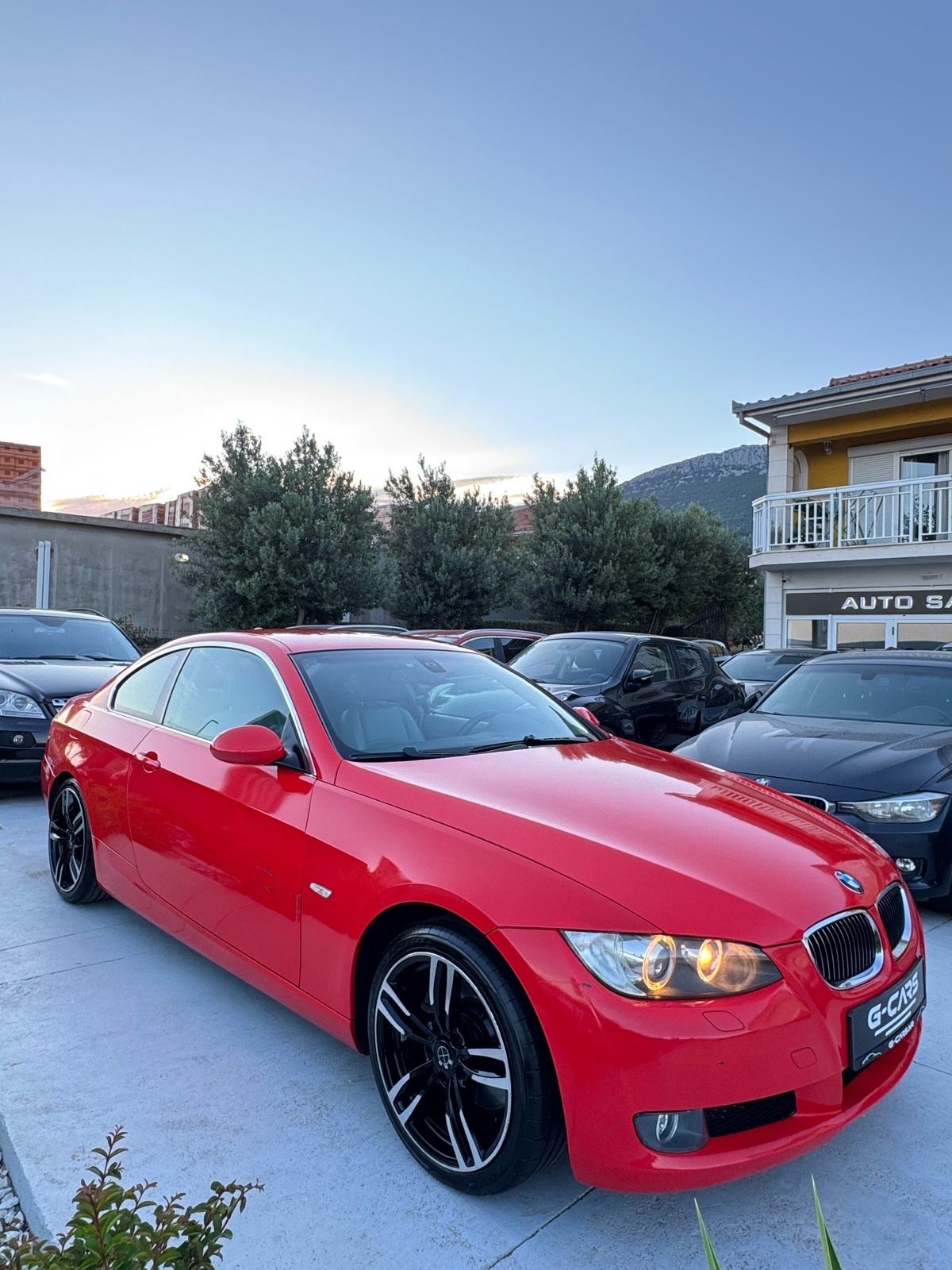 BMW serija 3 Coupe 325i Benzin + PLIN —AUTOMATIK—KOŽA—XENON—TEMP—PDC!, fotografija 11