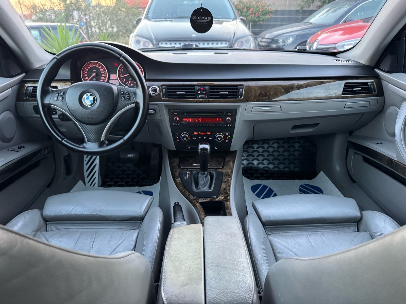 BMW serija 3 Coupe 325i Benzin + PLIN —AUTOMATIK—KOŽA—XENON—TEMP—PDC!, fotografija 15