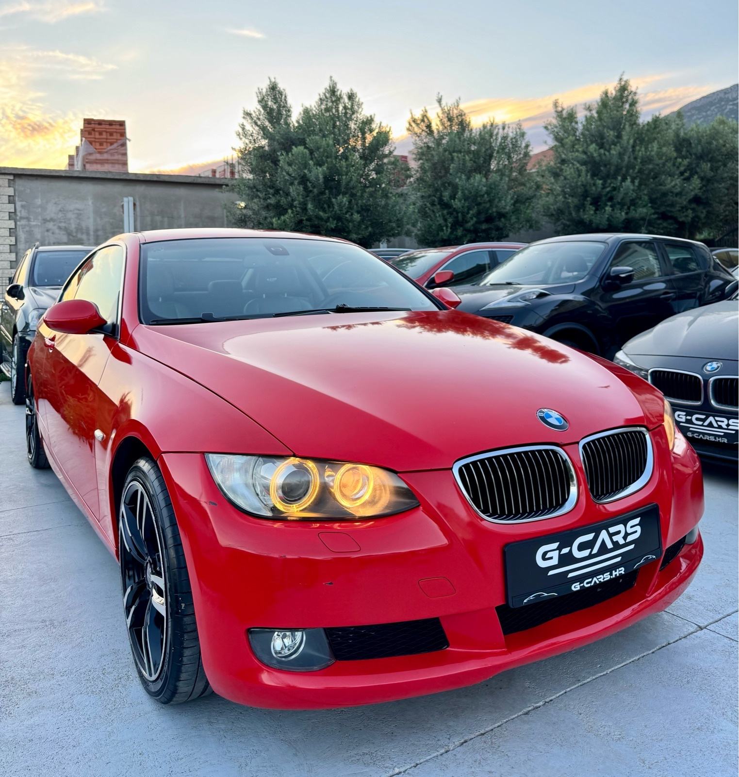 BMW serija 3 Coupe 325i Benzin + PLIN —AUTOMATIK—KOŽA—XENON—TEMP—PDC!, fotografija 13