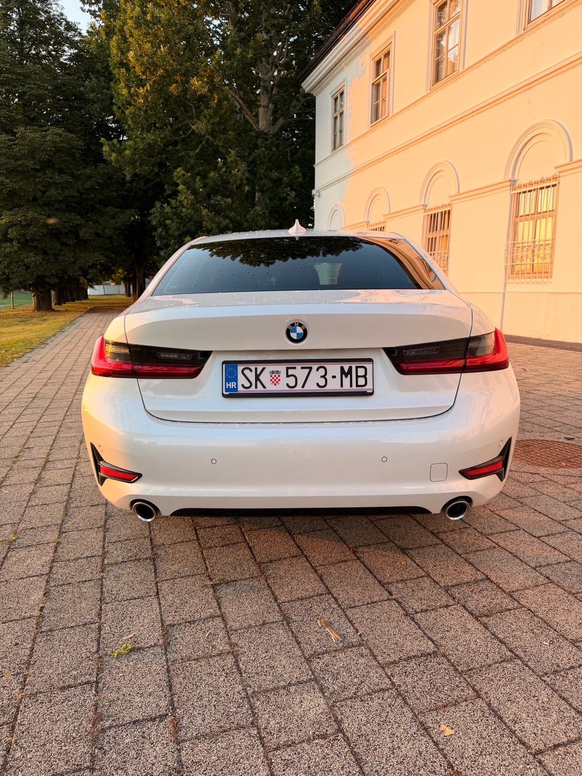 BMW Serija 3 G20 320d, 2020.god., Reg. 02/2027., kao nov, Tomić & Co, fotografija 4