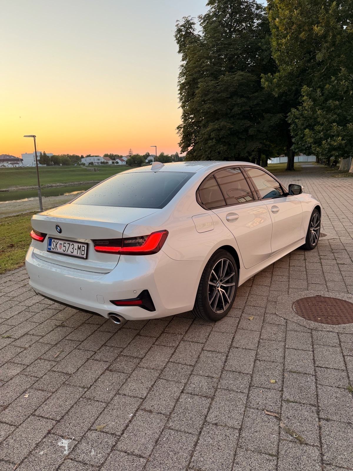 BMW Serija 3 G20 320d, 2020.god., Reg. 02/2027., kao nov, Tomić & Co, fotografija 10