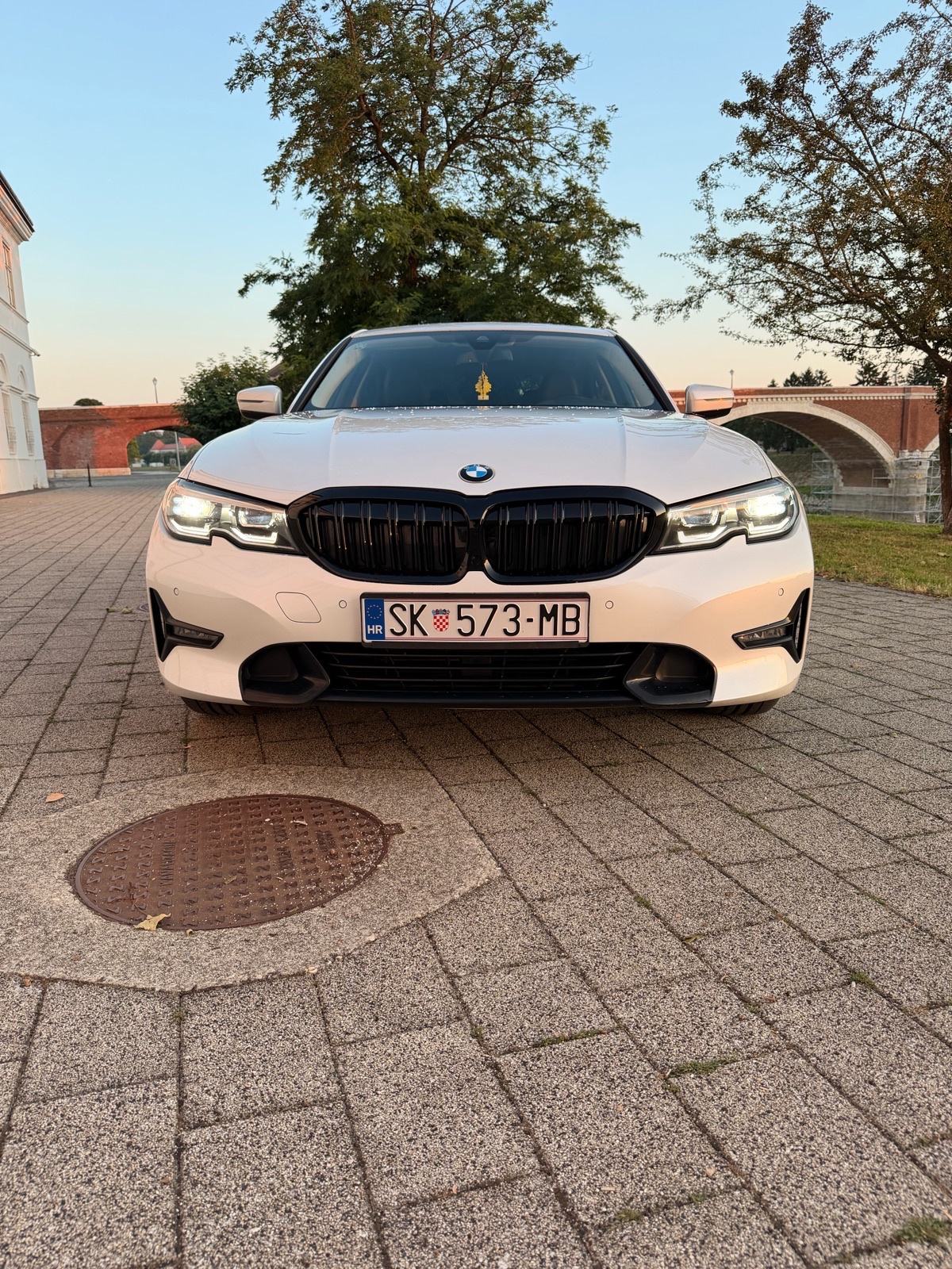 BMW Serija 3 G20 320d, 2020.god., Reg. 02/2027., kao nov, Tomić & Co, fotografija 12