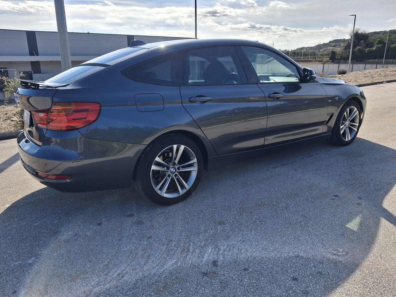 BMW serija 3 Gran Turismo Sport 1.8 automatik, fotografija 5