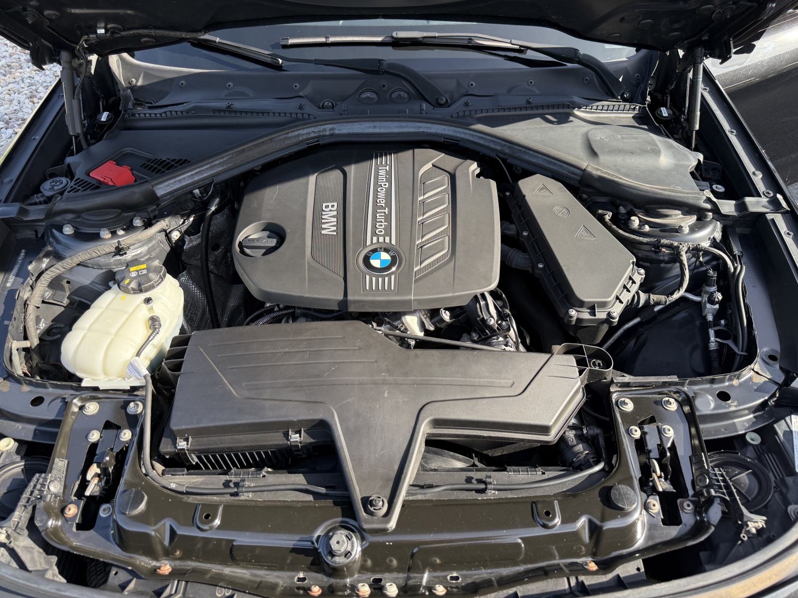 BMW serija 3 Gran Turismo 318 D Prestige •Automatik• Servisna• Novoo•, fotografija 20
