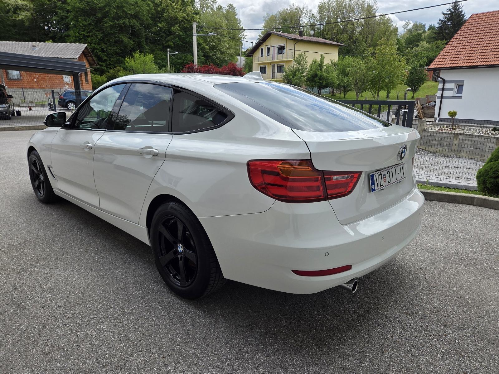 BMW serija 3 Gran Turismo 320d, fotografija 5