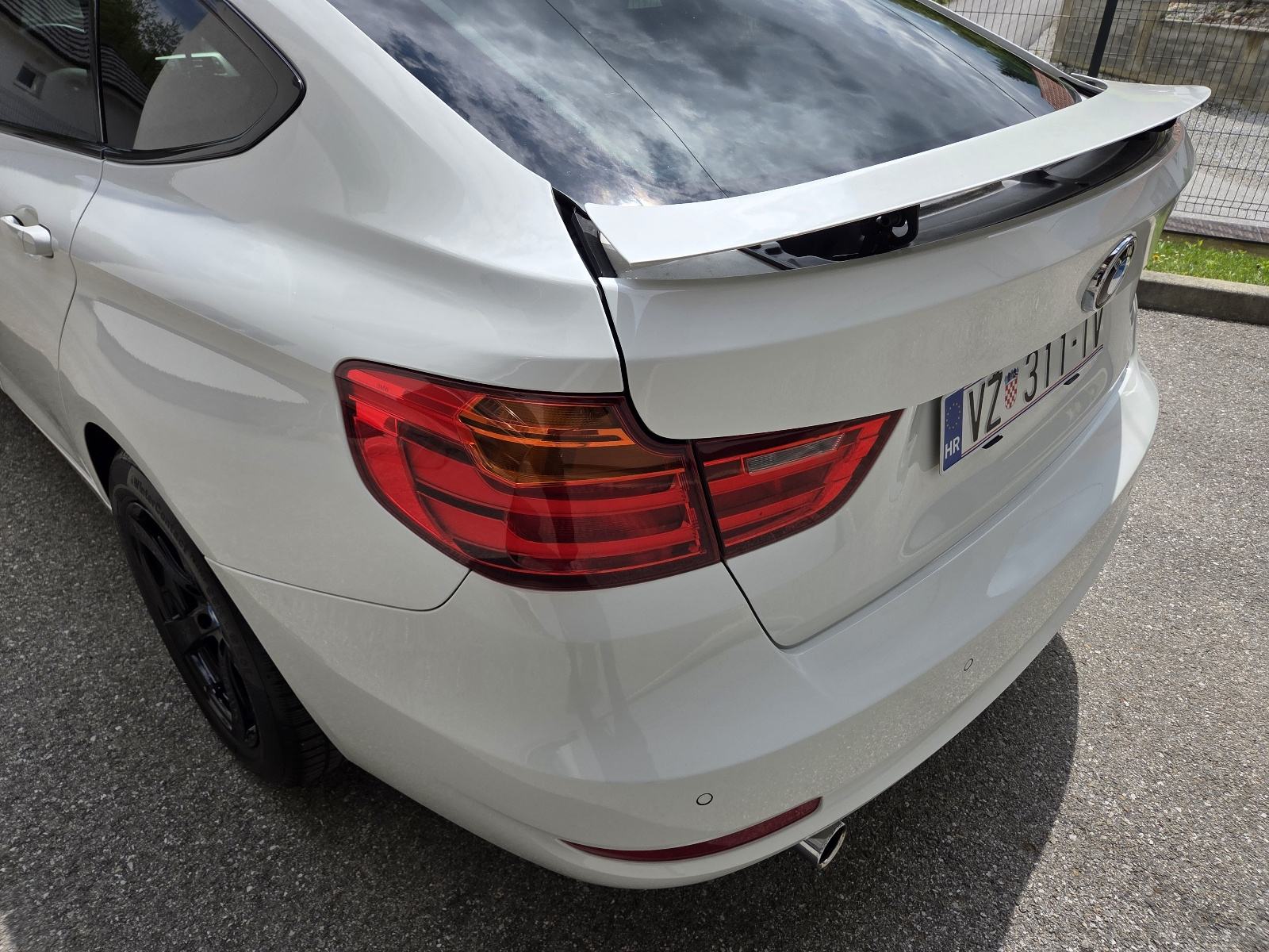 BMW serija 3 Gran Turismo 320d, fotografija 17