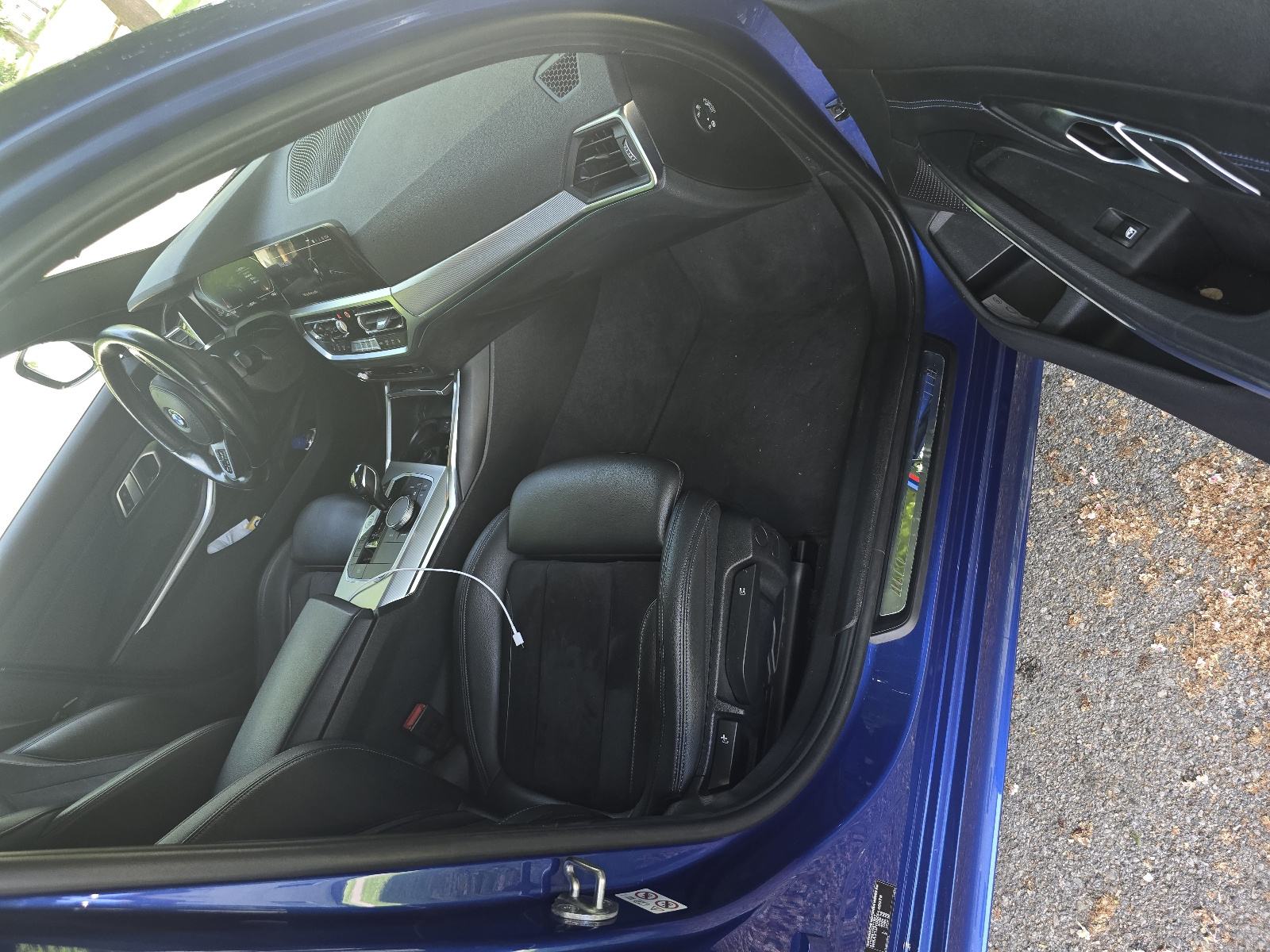BMW SERIJA 3 M 320 G 20 D AUTOMATIK 8 F1 XDRIVE SPORT IZVANA I UNUTRA, fotografija 15
