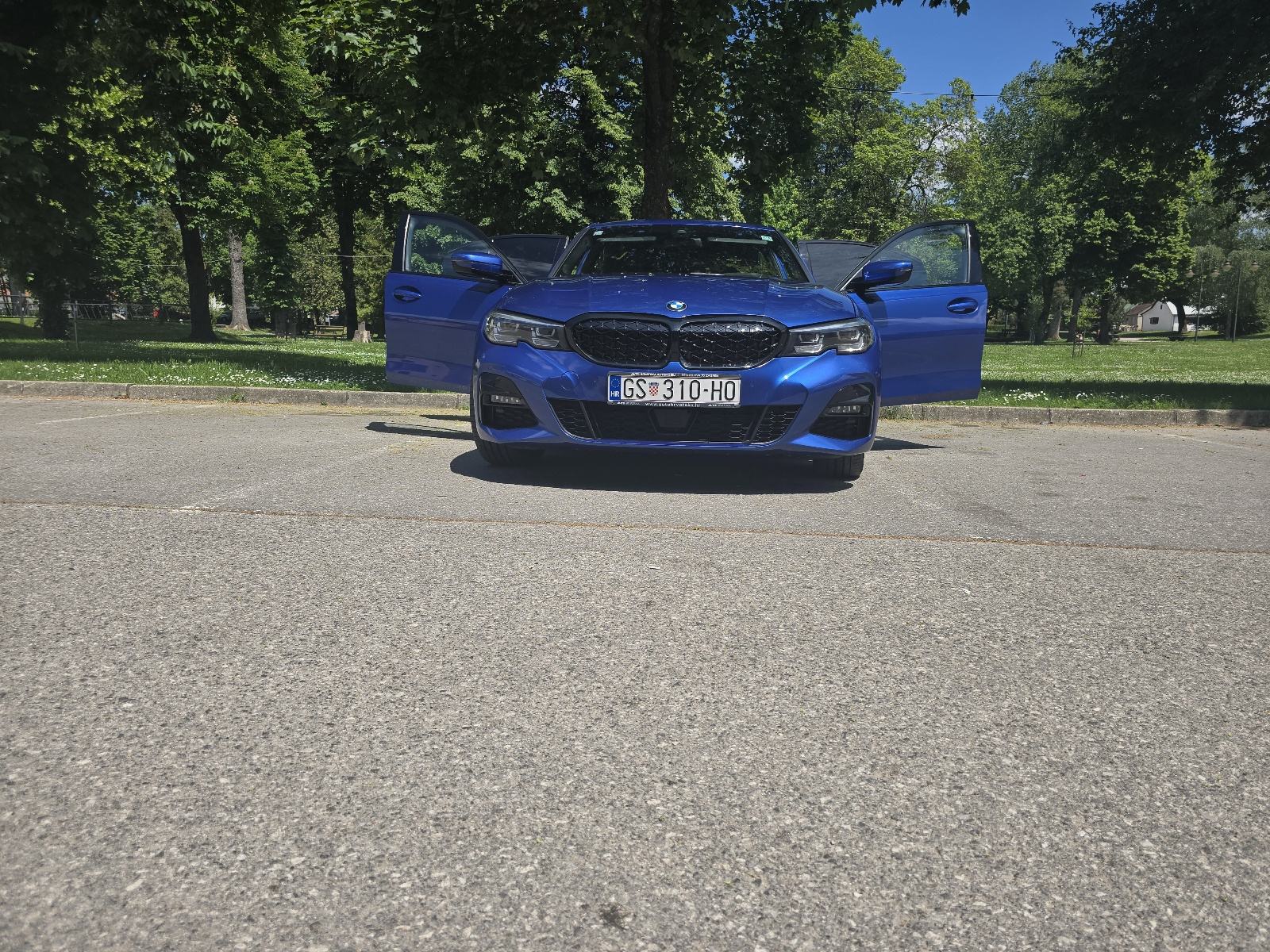 BMW SERIJA 3 M 320 G 20 D AUTOMATIK 8 F1 XDRIVE SPORT IZVANA I UNUTRA, fotografija 16