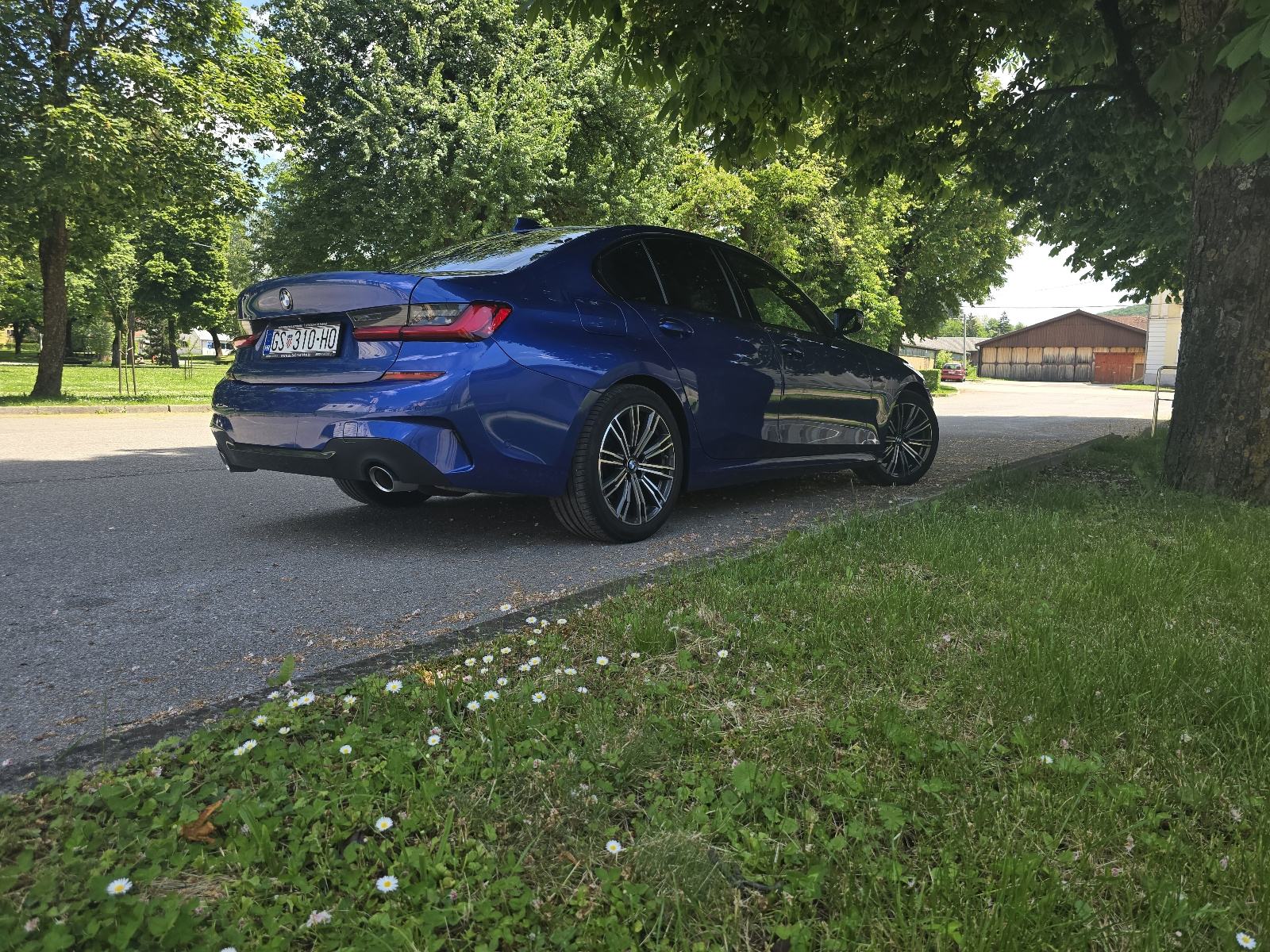 BMW SERIJA 3 M 320 G 20 D AUTOMATIK 8 F1 XDRIVE SPORT IZVANA I UNUTRA, fotografija 2
