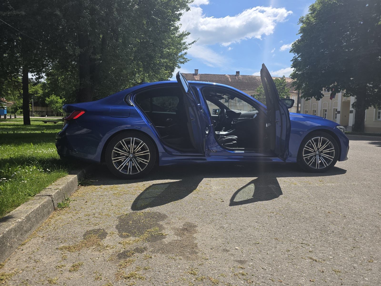 BMW SERIJA 3 M 320 G 20 D AUTOMATIK 8 F1 XDRIVE SPORT IZVANA I UNUTRA, fotografija 17