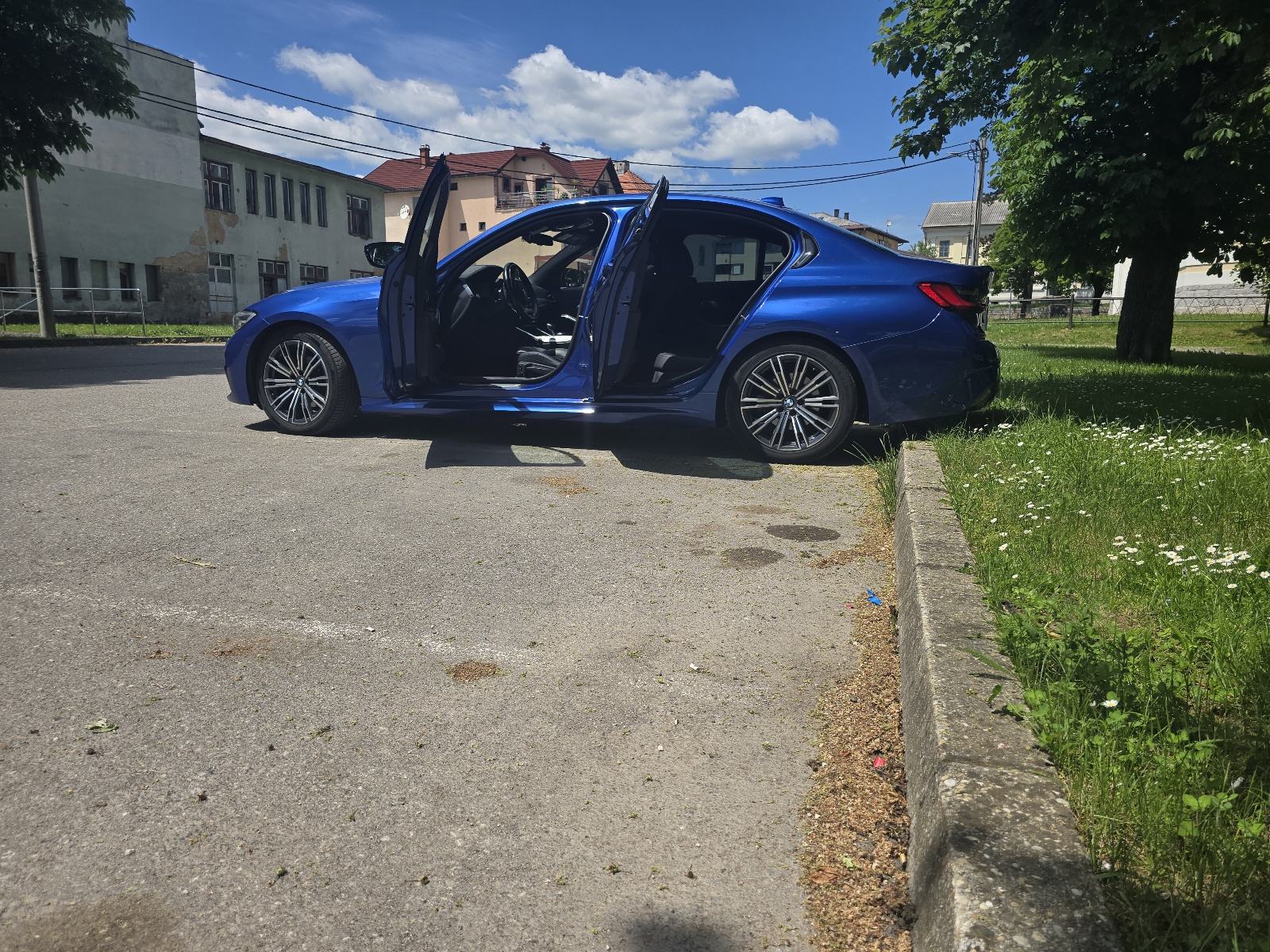 BMW SERIJA 3 M 320 G 20 D AUTOMATIK 8 F1 XDRIVE SPORT IZVANA I UNUTRA, fotografija 18