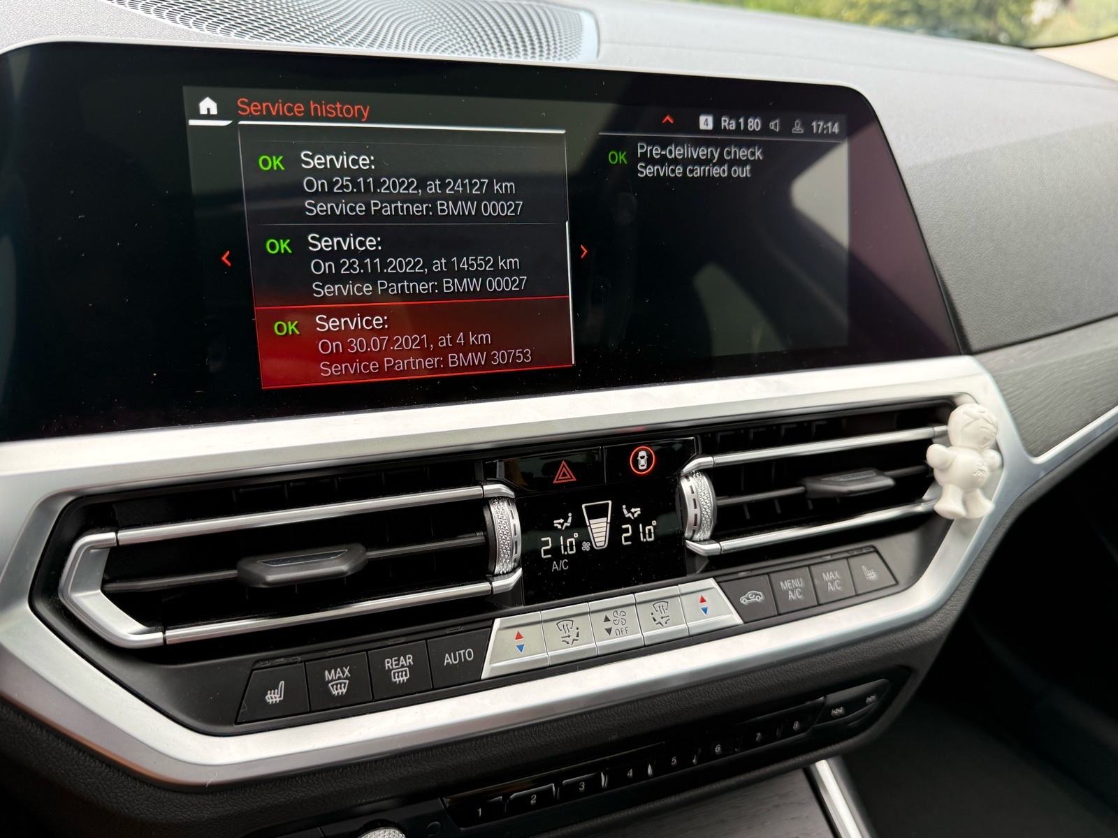 BMW serija 3 M-Paket/XDRIVE/HUD/KROVNI PROZOR/KAMERA/FULL/TOP STANJE!, fotografija 14
