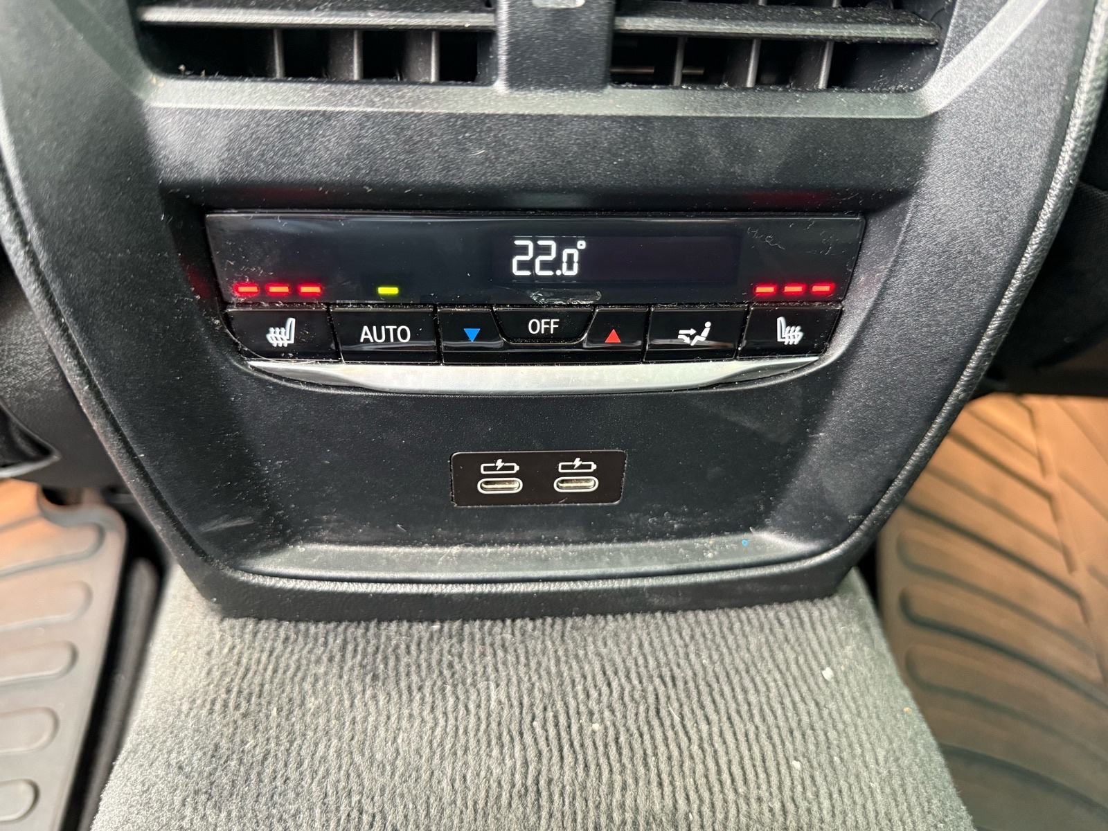 BMW serija 3 M-Paket/XDRIVE/HUD/KROVNI PROZOR/KAMERA/FULL/TOP STANJE!, fotografija 18