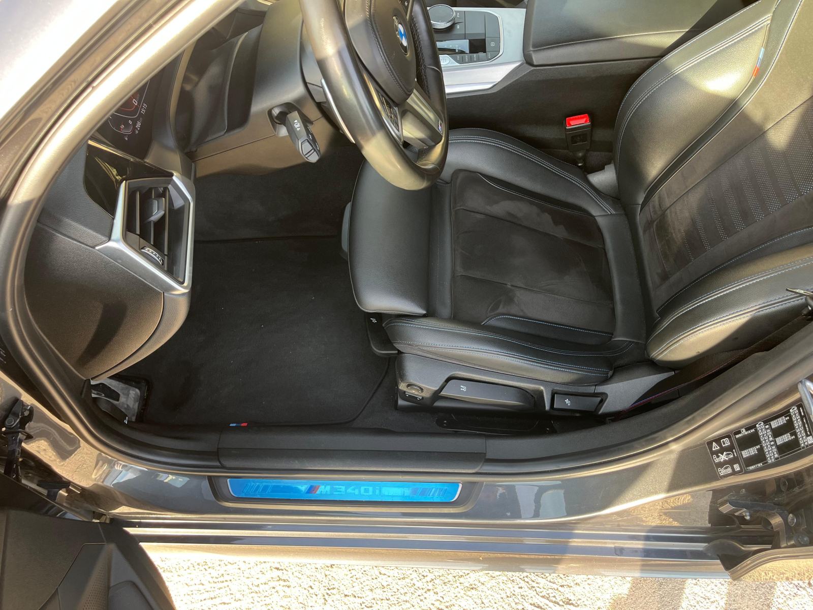 BMW serija 3 M340i (2020.) xDrive, fotografija 12
