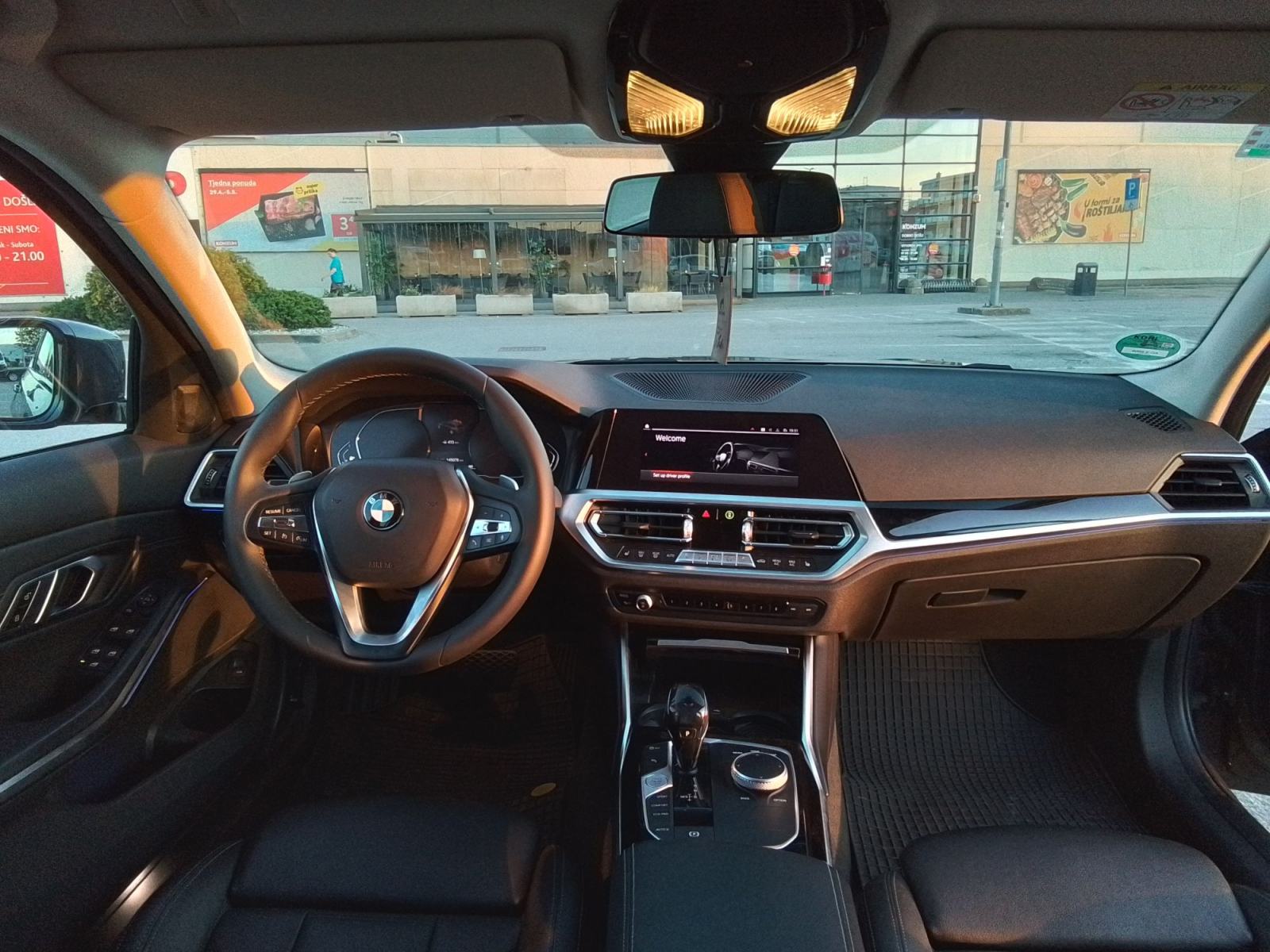BMW serija 3 MILD HYBRID 320d INDIVIDUAL, fotografija 8