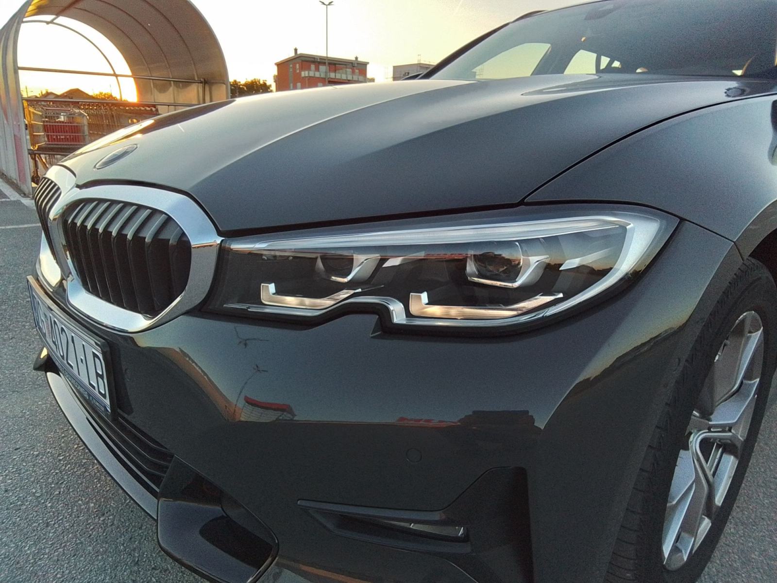 BMW serija 3 MILD HYBRID 320d INDIVIDUAL, fotografija 14