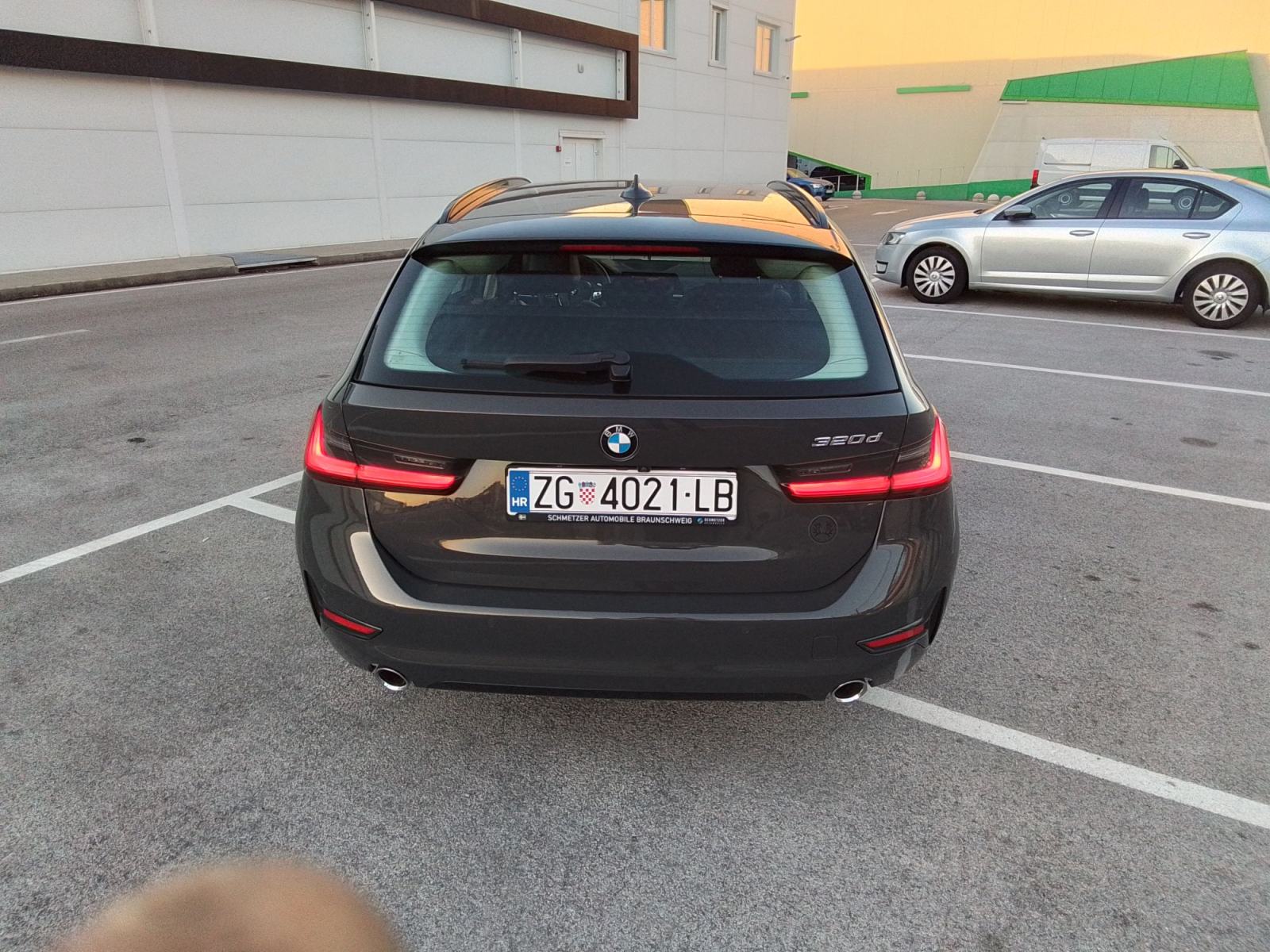 BMW serija 3 MILD HYBRID 320d INDIVIDUAL, fotografija 19