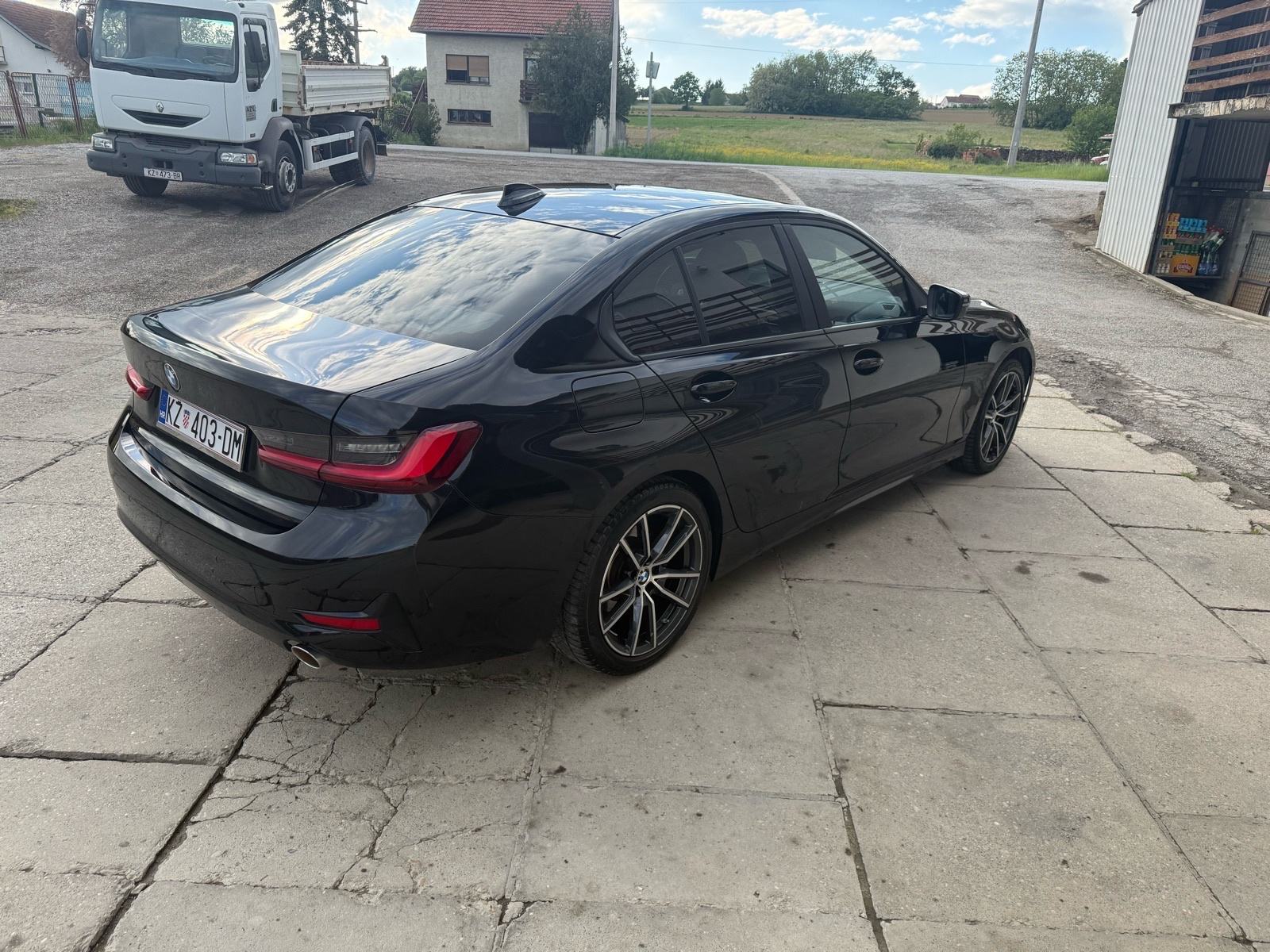 BMW serija 3, fotografija 8