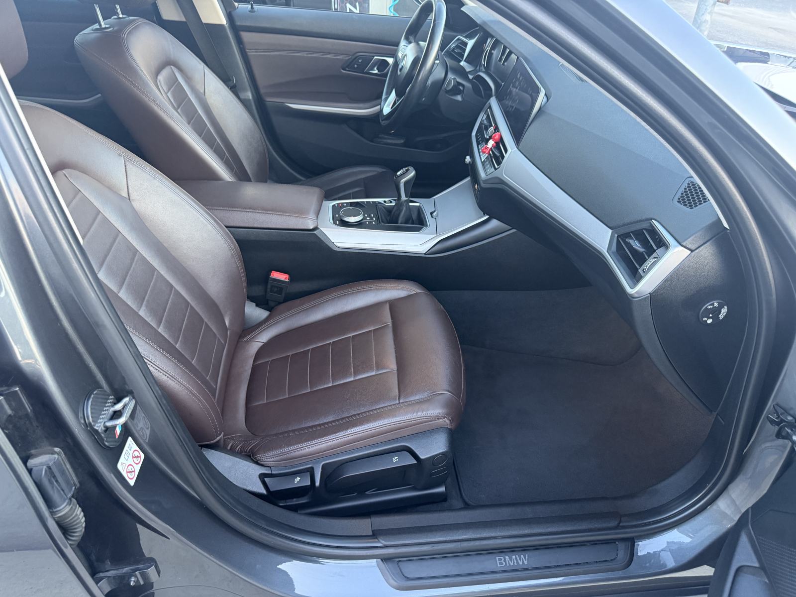 BMW serija 3 // Sport // alu 19” // 190ks //, fotografija 4