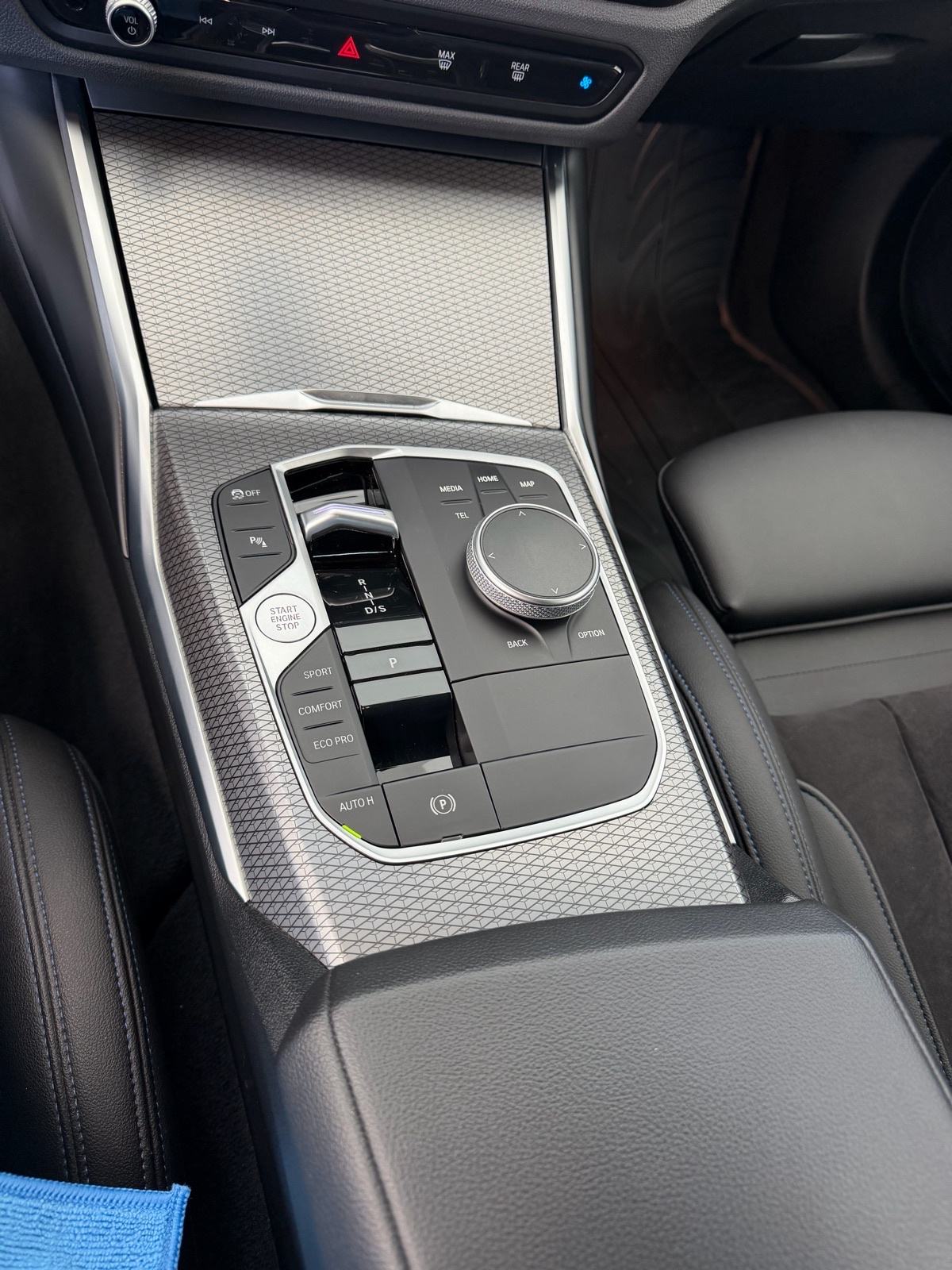 BMW 320 d xdrive M, fotografija 6