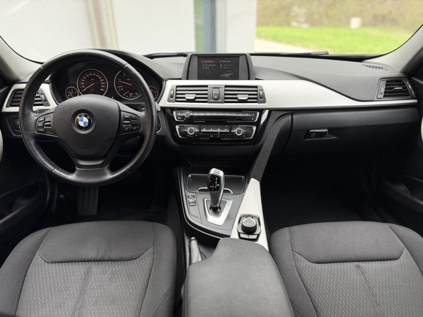 BMW serija 3 Touring 316d Aut. LED-TEMPOMAT-PARK SENZORI, fotografija 10