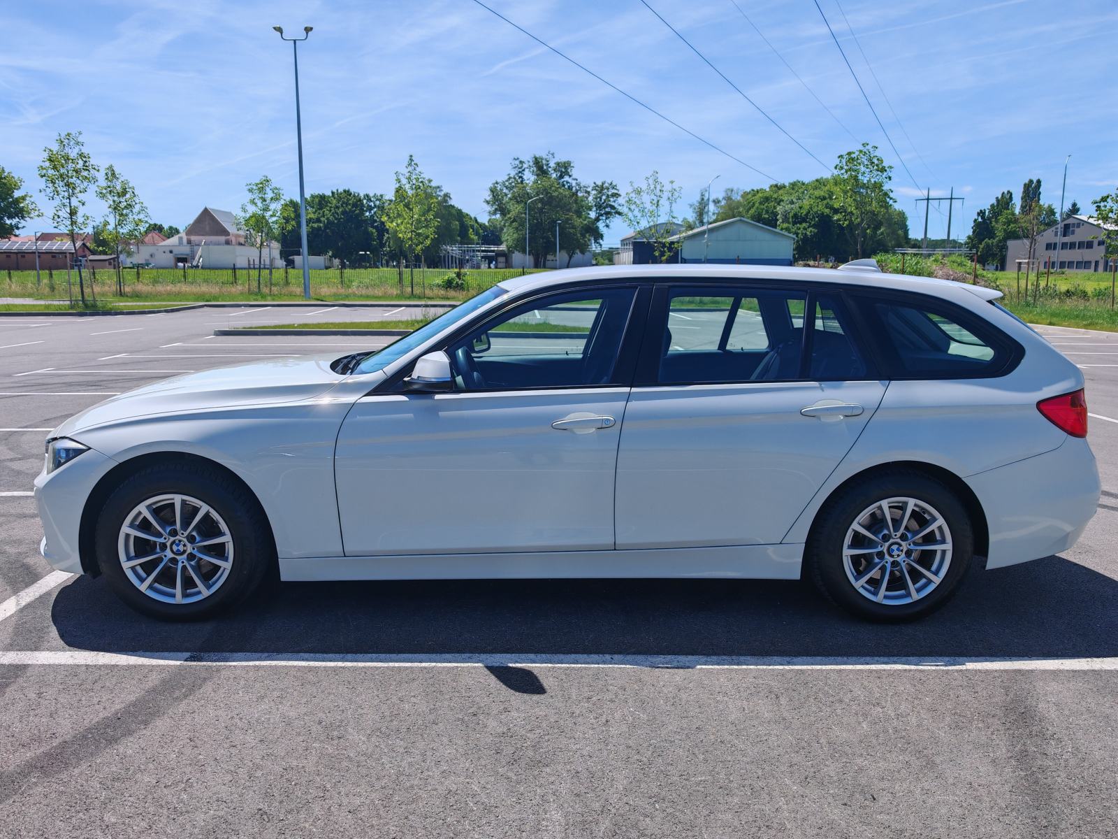 BMW serija 3 Touring 316d, reg 05/27,, pogled izvana - slika 5