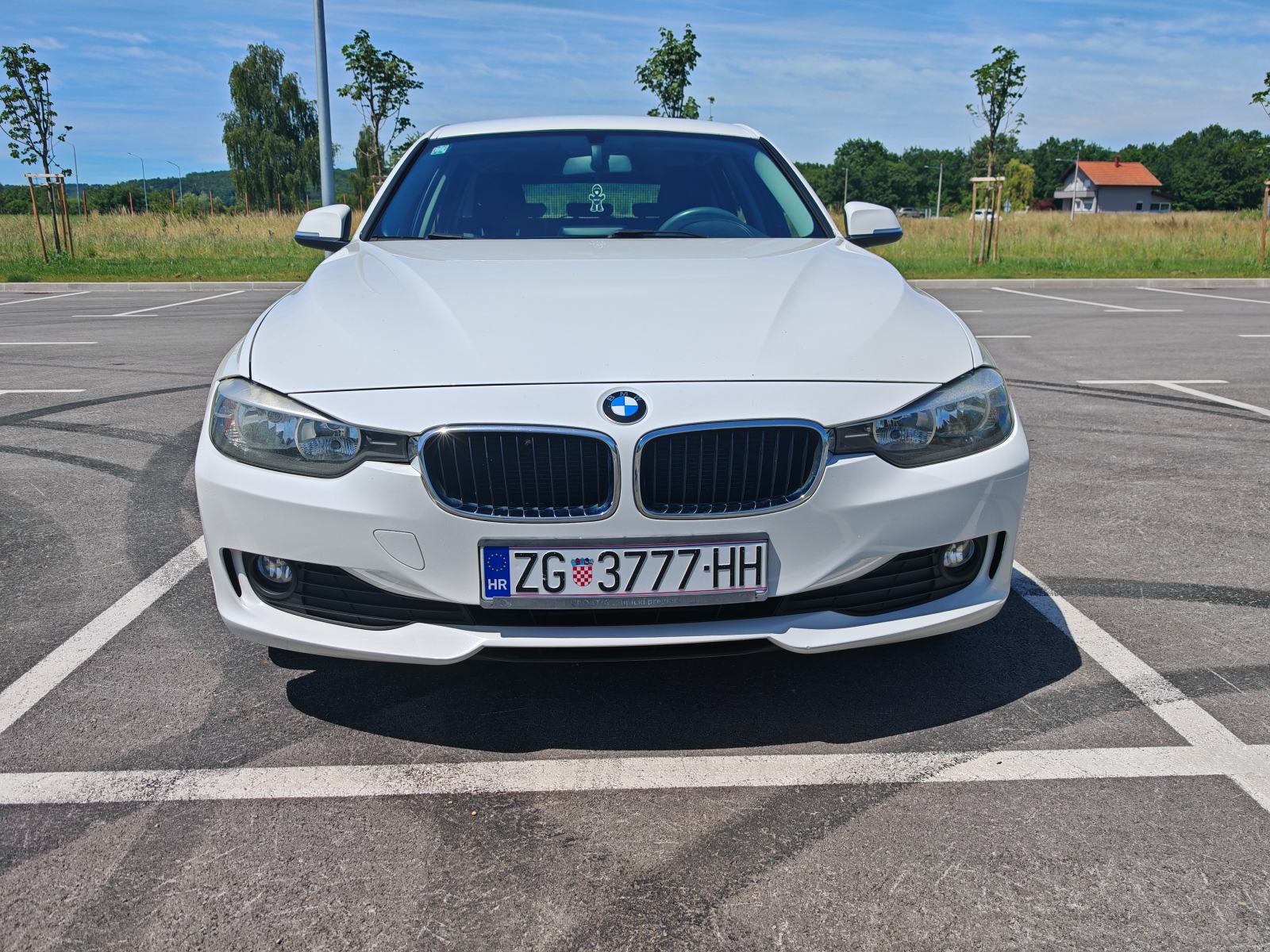 BMW serija 3 Touring 316d, reg 05/27,, pogled izvana - slika 4