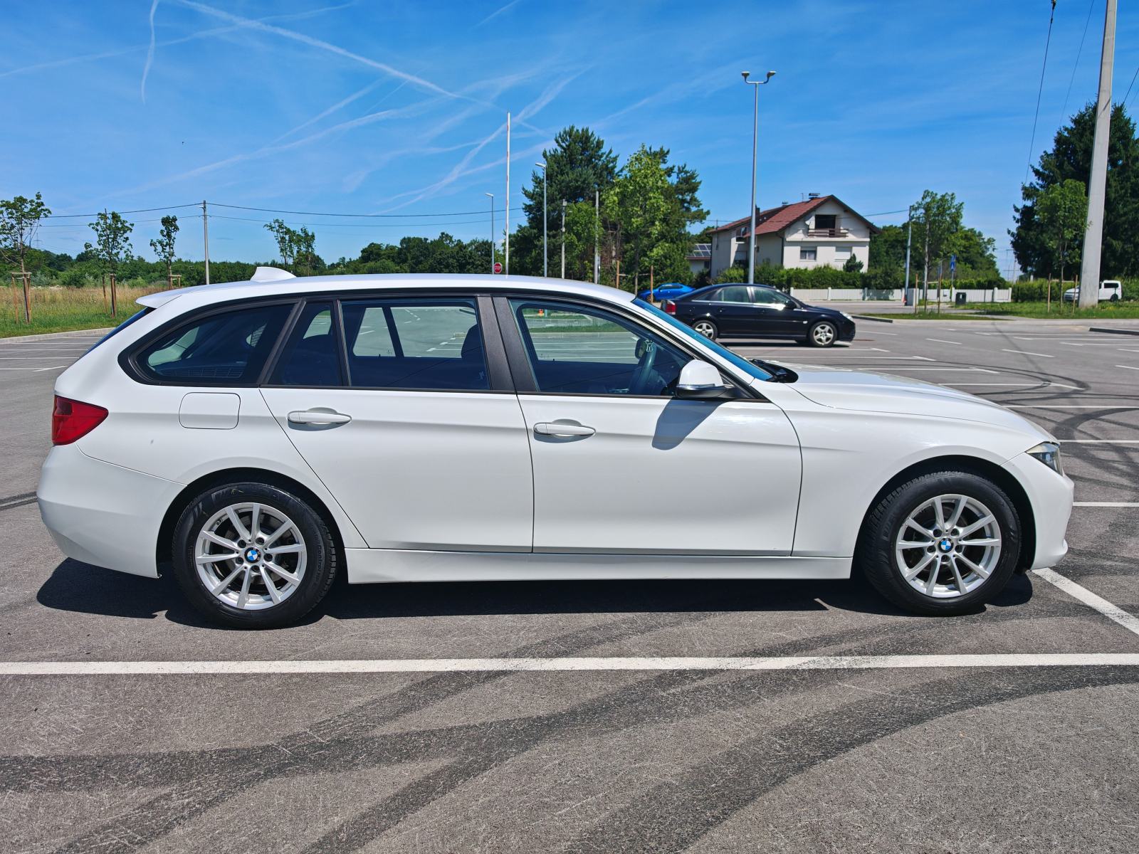 BMW serija 3 Touring 316d, reg 05/27,, pogled izvana - slika 1