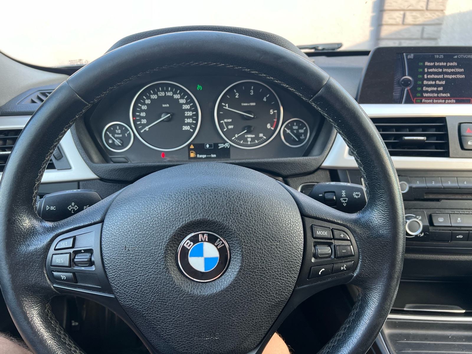 BMW serija 3 Touring 316d, fotografija 11
