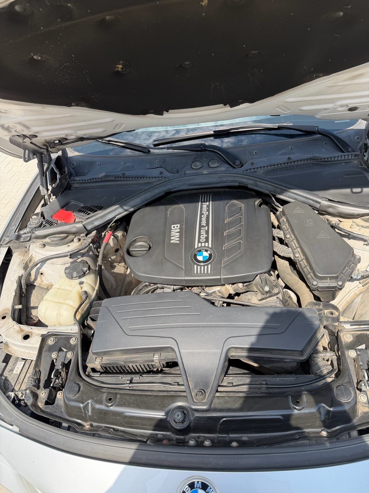 BMW serija 3 Touring 316d, fotografija 6