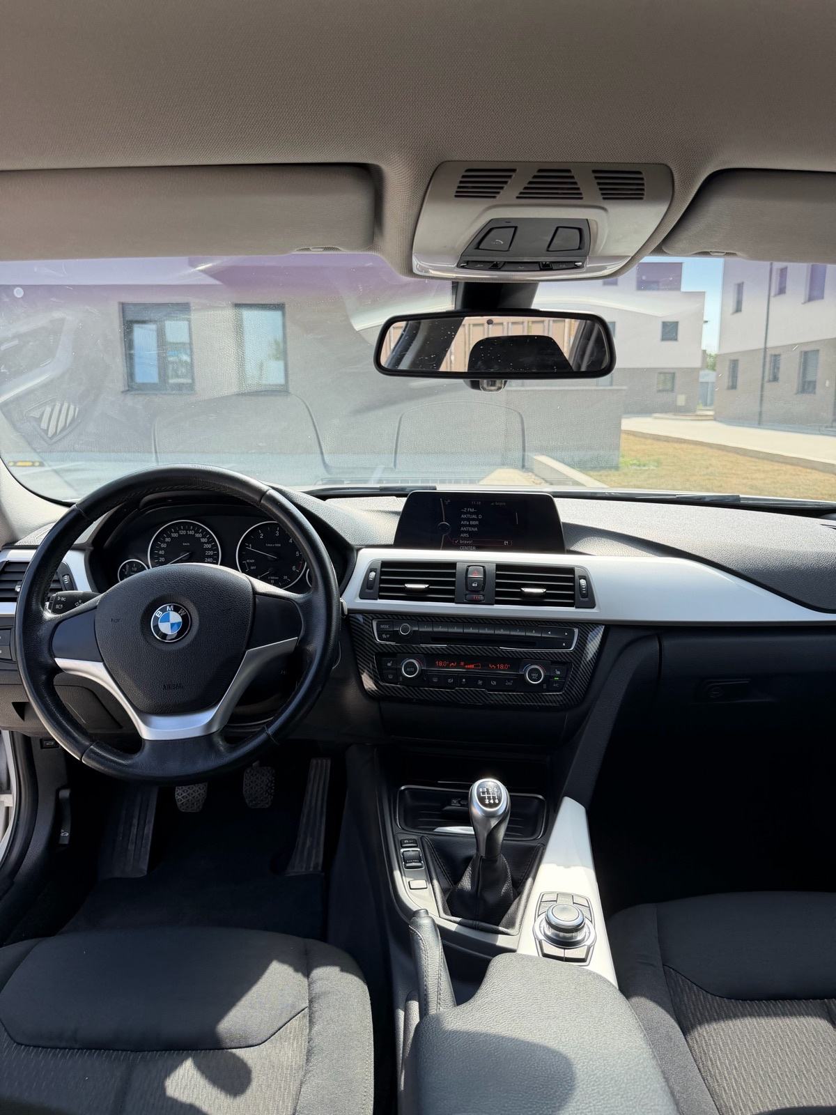 BMW serija 3 Touring 316d, fotografija 9