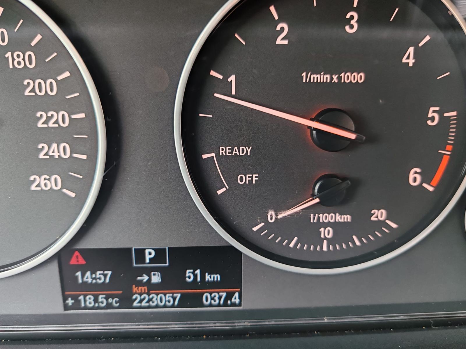 BMW serija 3 Touring 318d automatik 2012G. 223000 KARTICE, fotografija 17