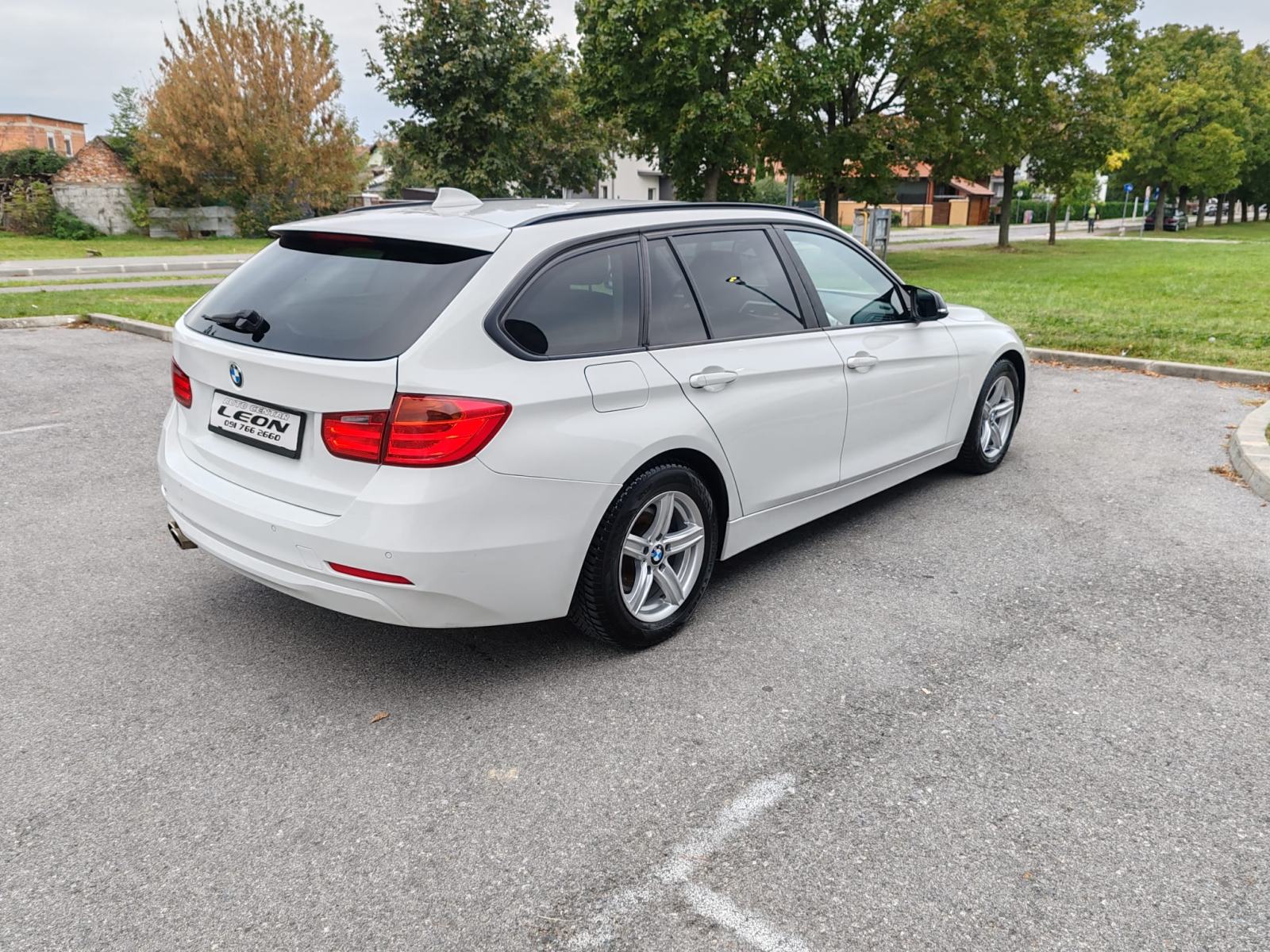 BMW serija 3 Touring 318d automatik 2012G. 223000 KARTICE, fotografija 4