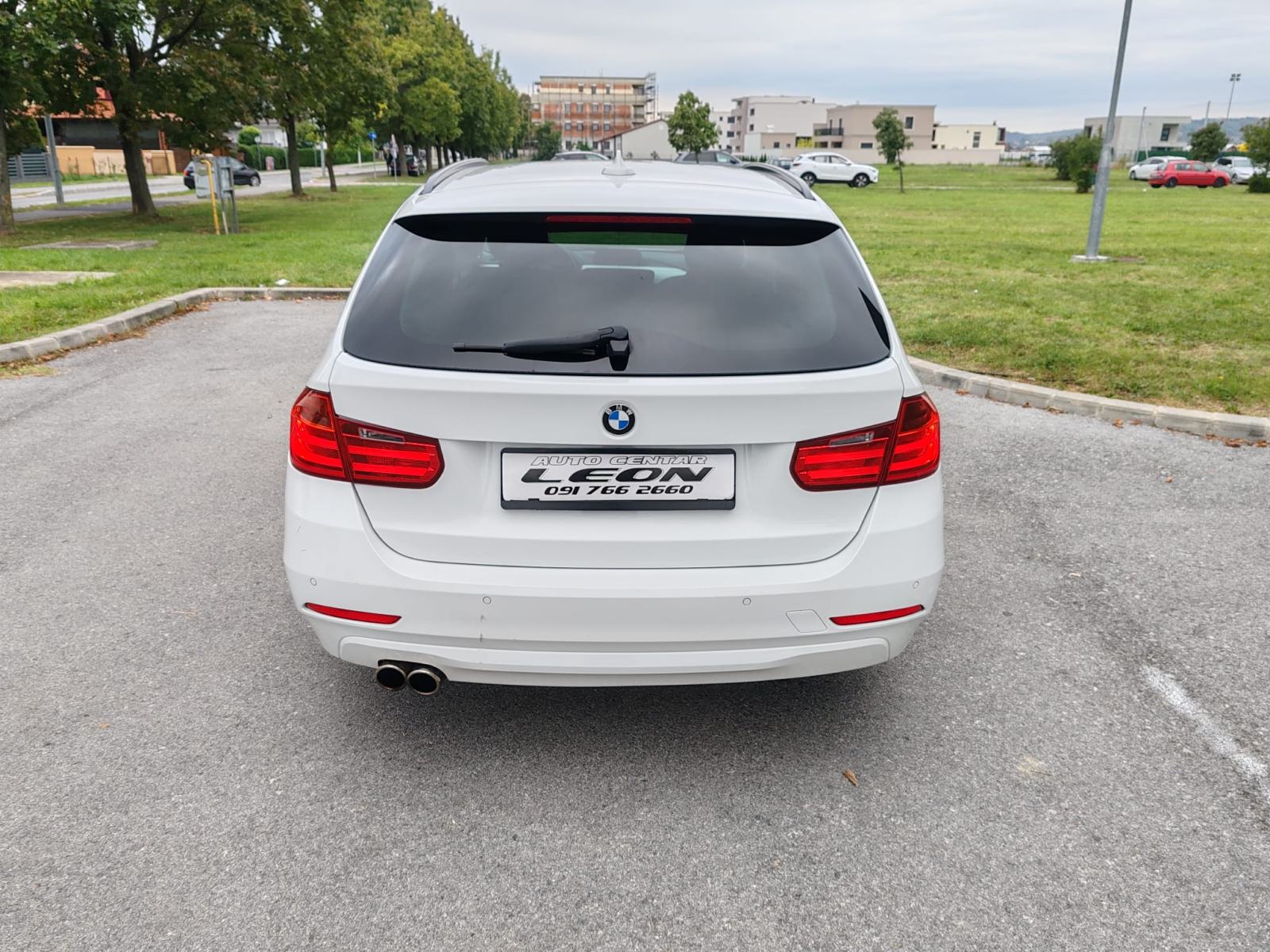 BMW serija 3 Touring 318d automatik 2012G. 223000 KARTICE, fotografija 5