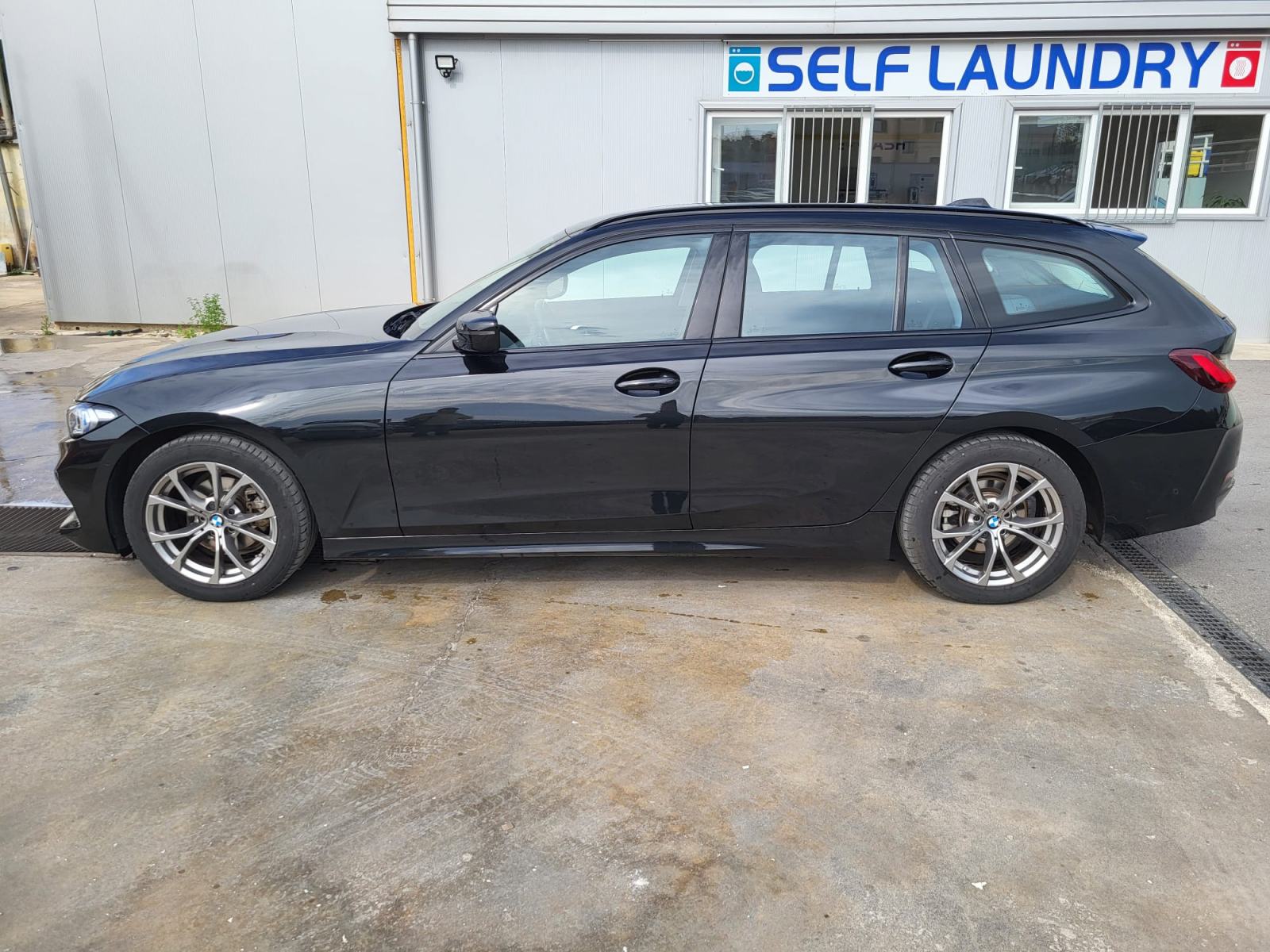 BMW serija 3 Touring 318d automatik, fotografija 5