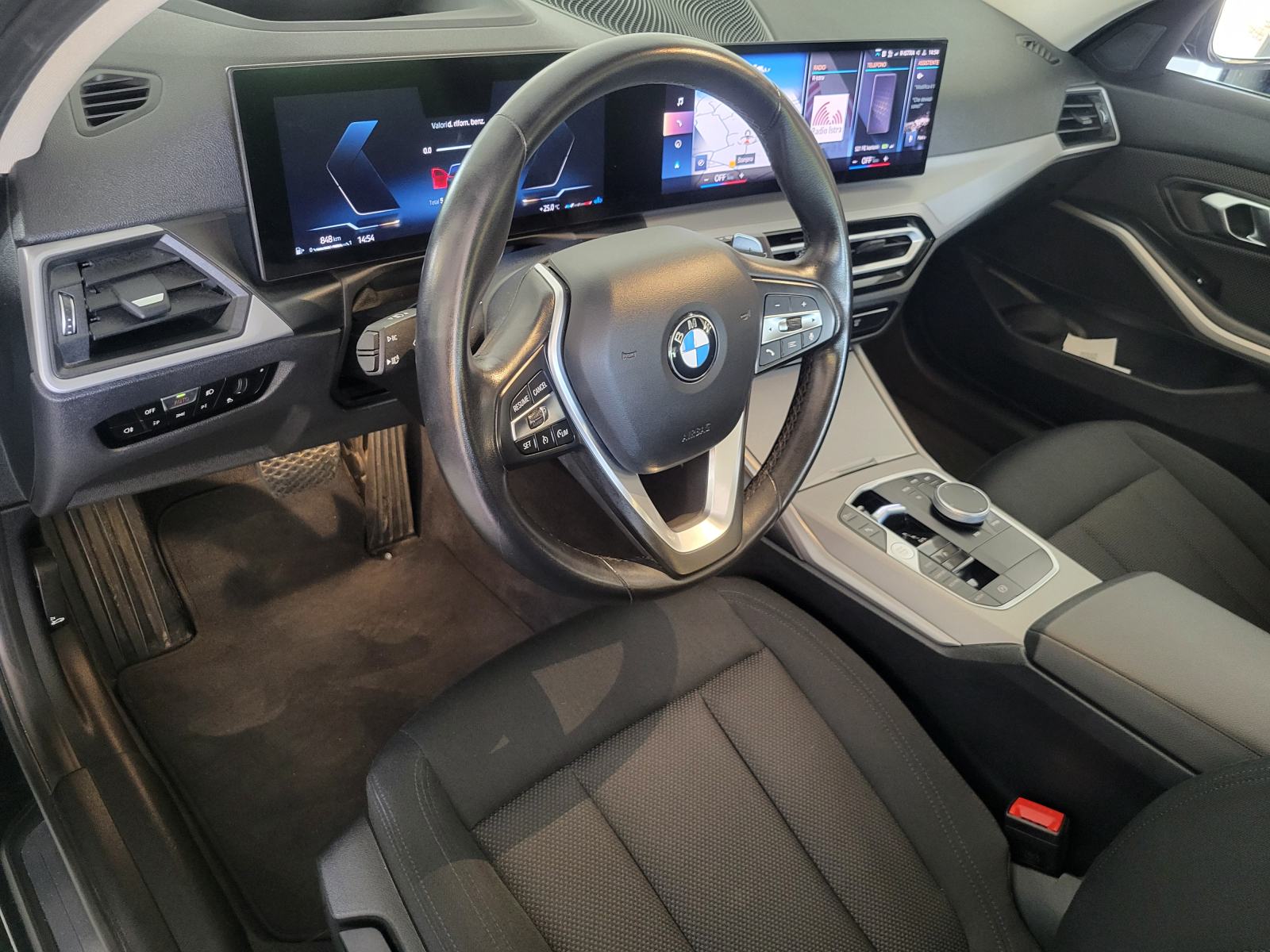 BMW serija 3 Touring 318d automatik, fotografija 12