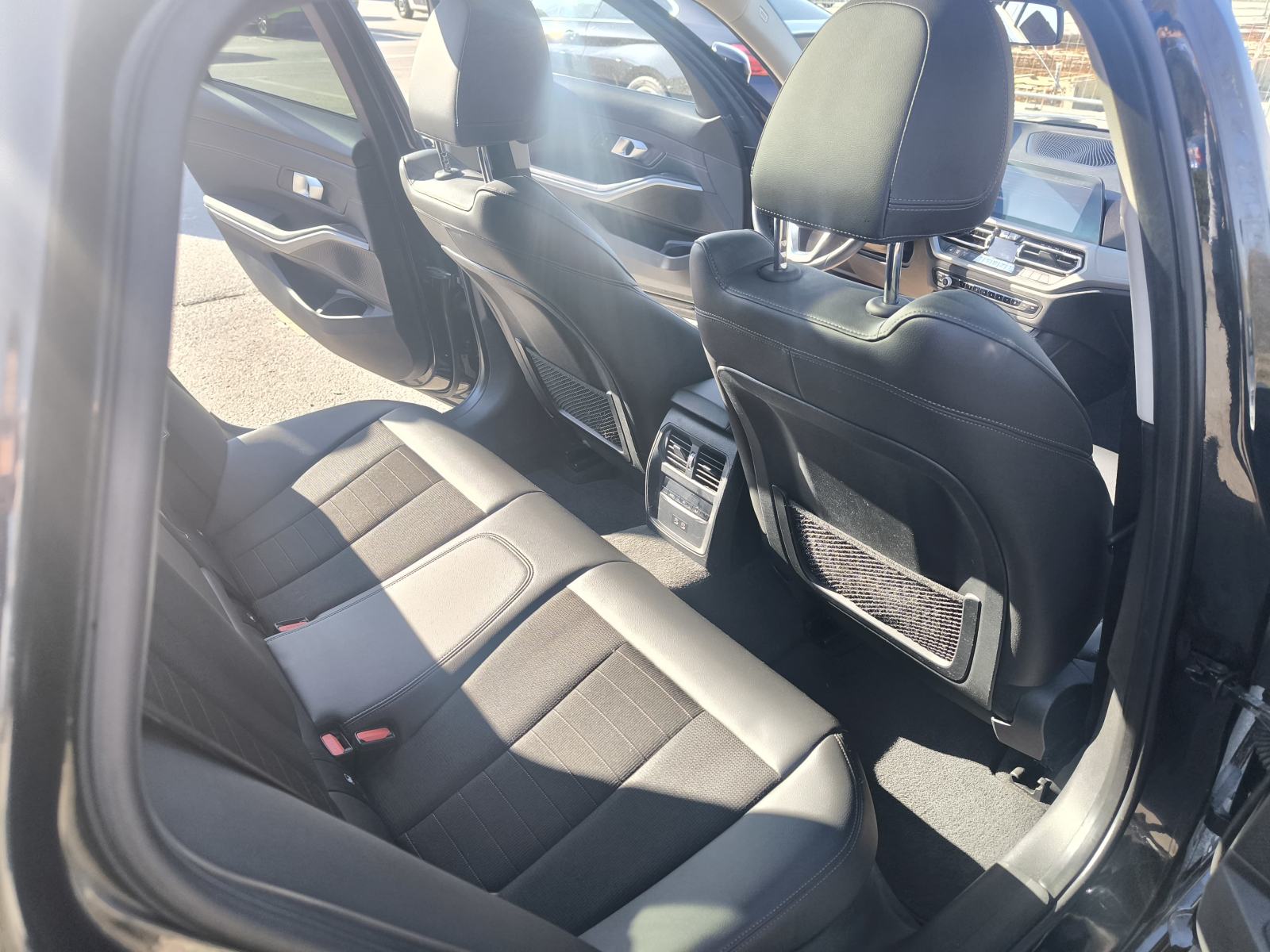 BMW serija 3 Touring 318d automatik, fotografija 11