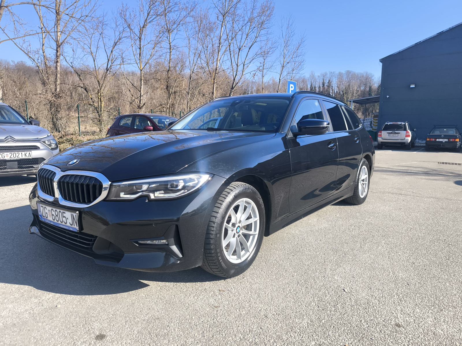 BMW serija 3 Touring 318d automatik, fotografija 2