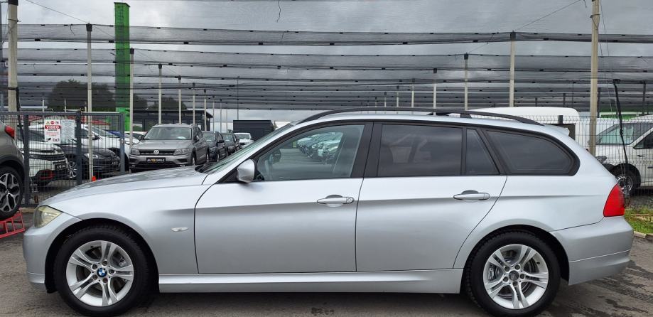 BMW 318d touring, AUT, AUT. DVOJNA KLIMA, LED, SENZORI, NA IME..., fotografija 2