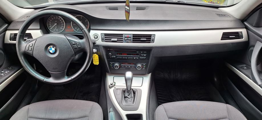 BMW 318d touring, AUT, AUT. DVOJNA KLIMA, LED, SENZORI, NA IME..., fotografija 16