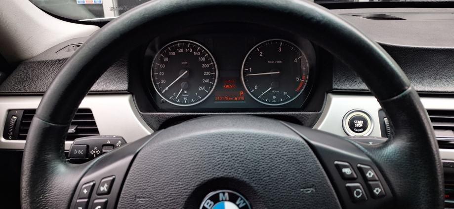 BMW 318d touring, AUT, AUT. DVOJNA KLIMA, LED, SENZORI, NA IME..., fotografija 15